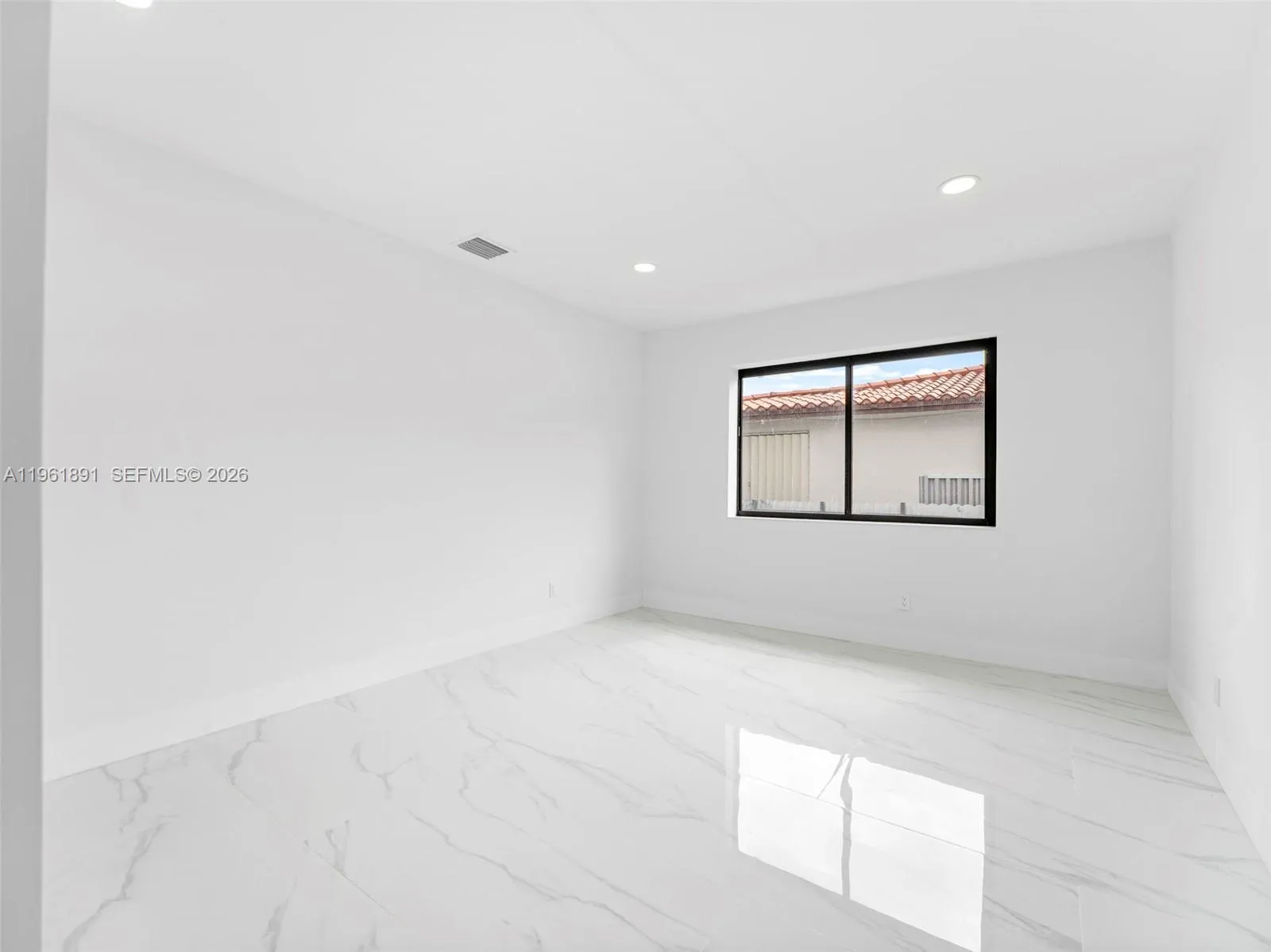 2500 Sw 23rd Ter, Miami, Florida 33145, Miami, Florida 33145, 3 Bedrooms Bedrooms, ,2 BathroomsBathrooms,Residential,For Sale,2500 Sw 23rd Ter, Miami, Florida 33145,A11961891