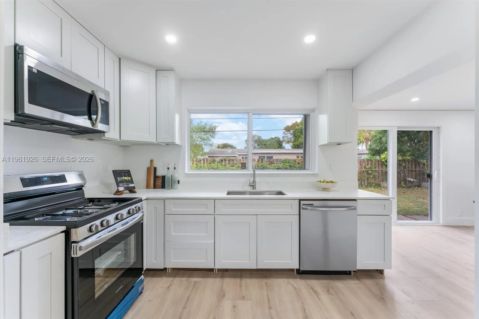 6231 Nw 18th St, Sunrise, Florida 33313, Sunrise, Florida 33313, 4 Bedrooms Bedrooms, ,2 BathroomsBathrooms,Residential,For Sale,6231 Nw 18th St, Sunrise, Florida 33313,A11961926