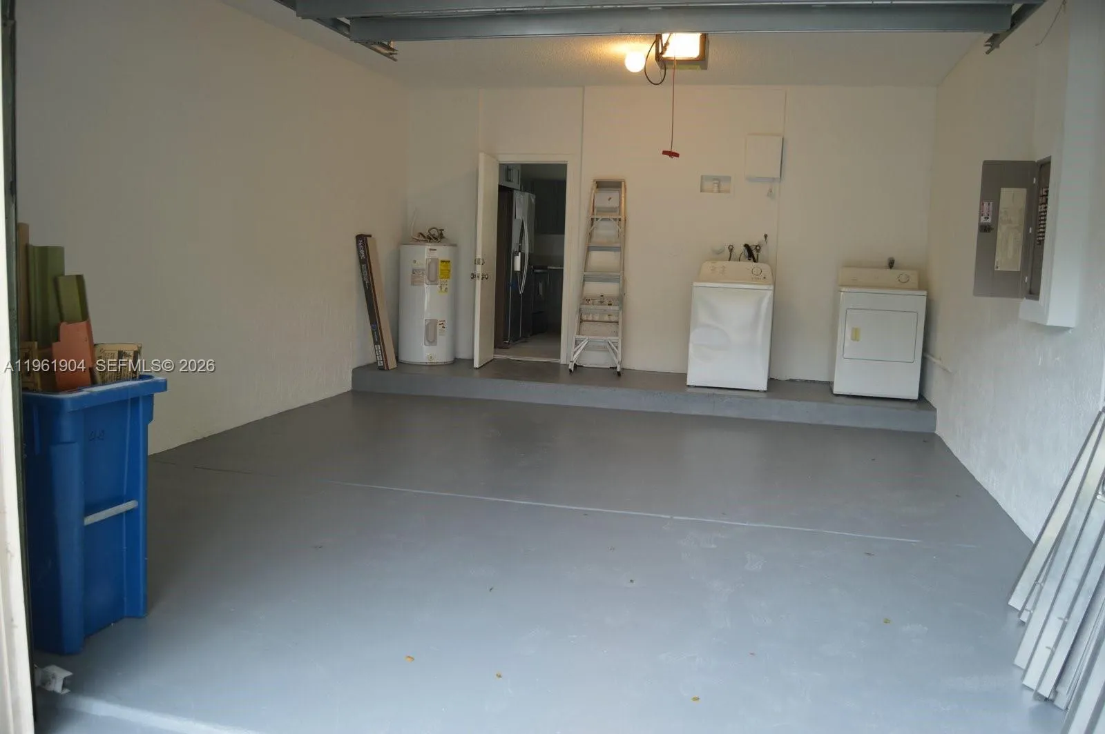 3844 San Simeon Cir, Weston, Florida 33331, Weston, Florida 33331, 4 Bedrooms Bedrooms, ,2 BathroomsBathrooms,Residential,For Sale,3844 San Simeon Cir, Weston, Florida 33331,A11961904