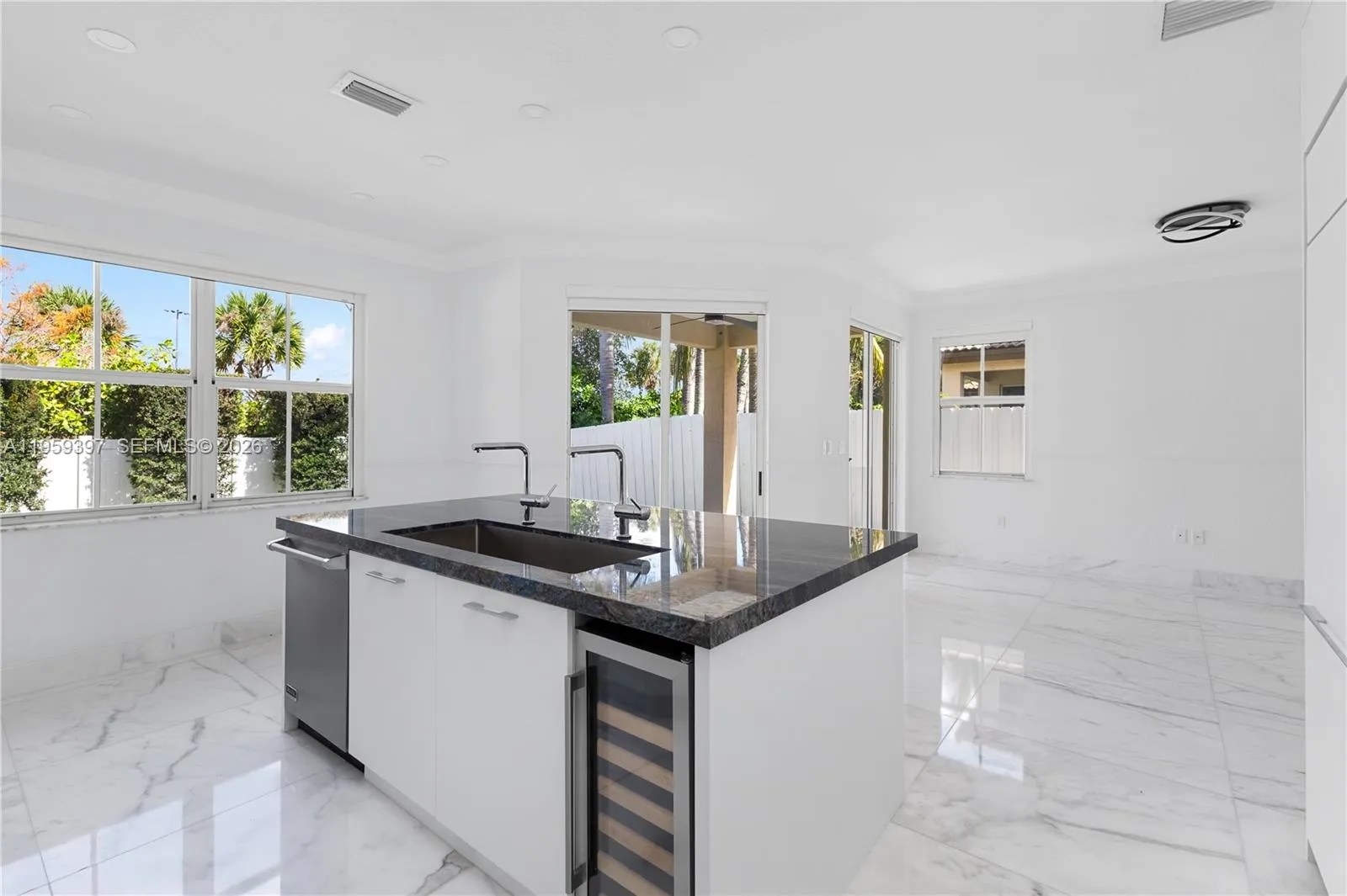 11321 Nw 79th Ln, Doral, Florida 33178, Doral, Florida 33178, 4 Bedrooms Bedrooms, 6 Rooms Rooms,3 BathroomsBathrooms,Residential,For Sale,11321 Nw 79th Ln, Doral, Florida 33178,A11959397
