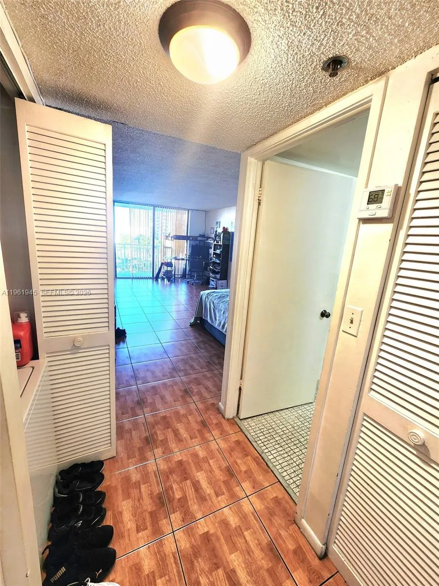 210 174th St 714, Sunny Isles Beach, Florida 33160, Sunny Isles Beach, Florida 33160, 1 Bedroom Bedrooms, ,1 BathroomBathrooms,Residential,For Sale,210 174th St 714, Sunny Isles Beach, Florida 33160,A11961945