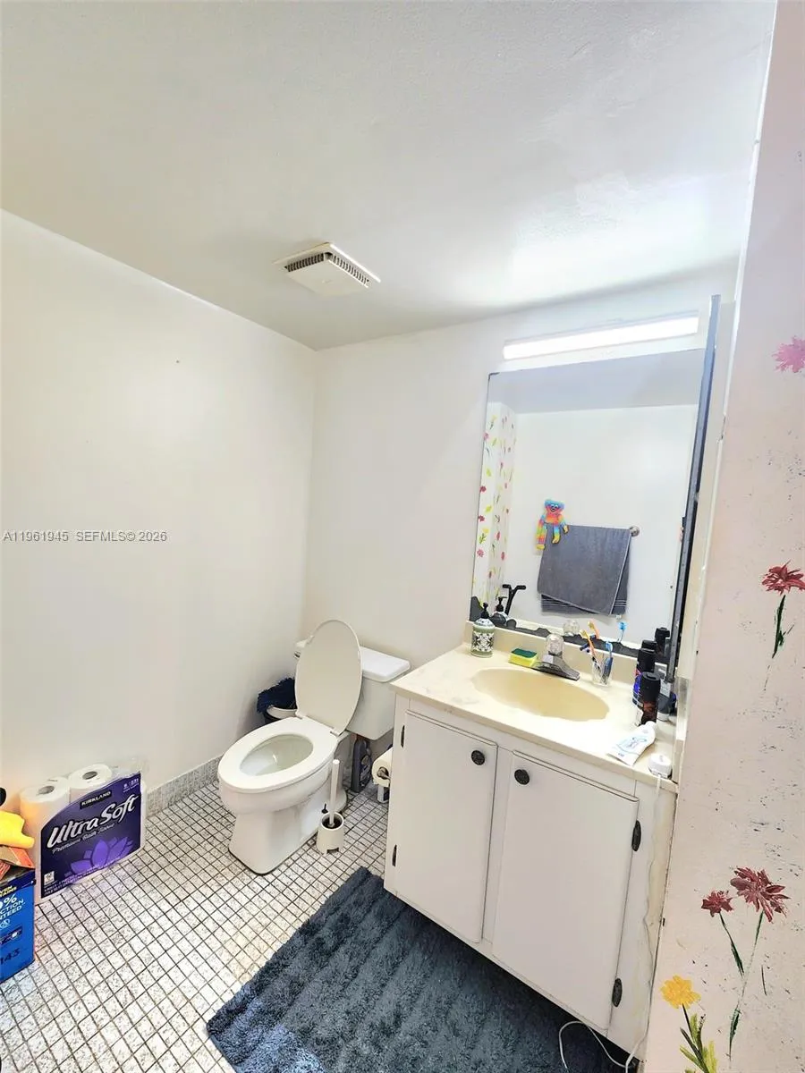 210 174th St 714, Sunny Isles Beach, Florida 33160, Sunny Isles Beach, Florida 33160, 1 Bedroom Bedrooms, ,1 BathroomBathrooms,Residential,For Sale,210 174th St 714, Sunny Isles Beach, Florida 33160,A11961945
