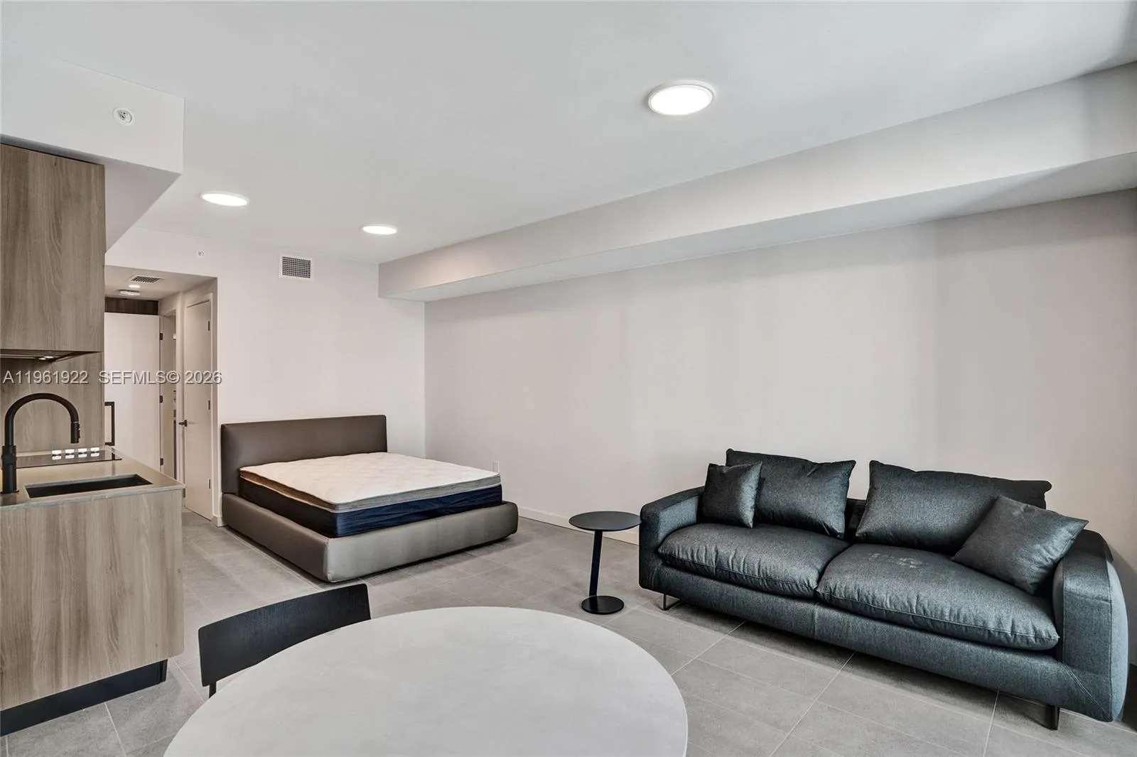 121 Ne 5th Street 807, Miami, Florida 33132, Miami, Florida 33132, ,1 BathroomBathrooms,Residential,For Sale,121 Ne 5th Street 807, Miami, Florida 33132,A11961922