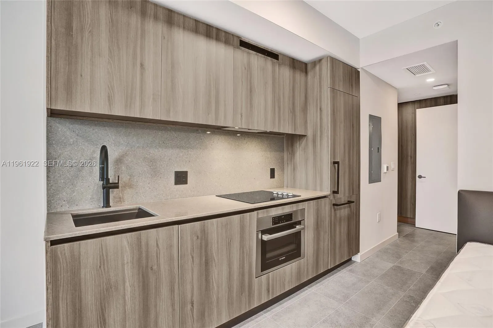 121 Ne 5th Street 807, Miami, Florida 33132, Miami, Florida 33132, ,1 BathroomBathrooms,Residential,For Sale,121 Ne 5th Street 807, Miami, Florida 33132,A11961922