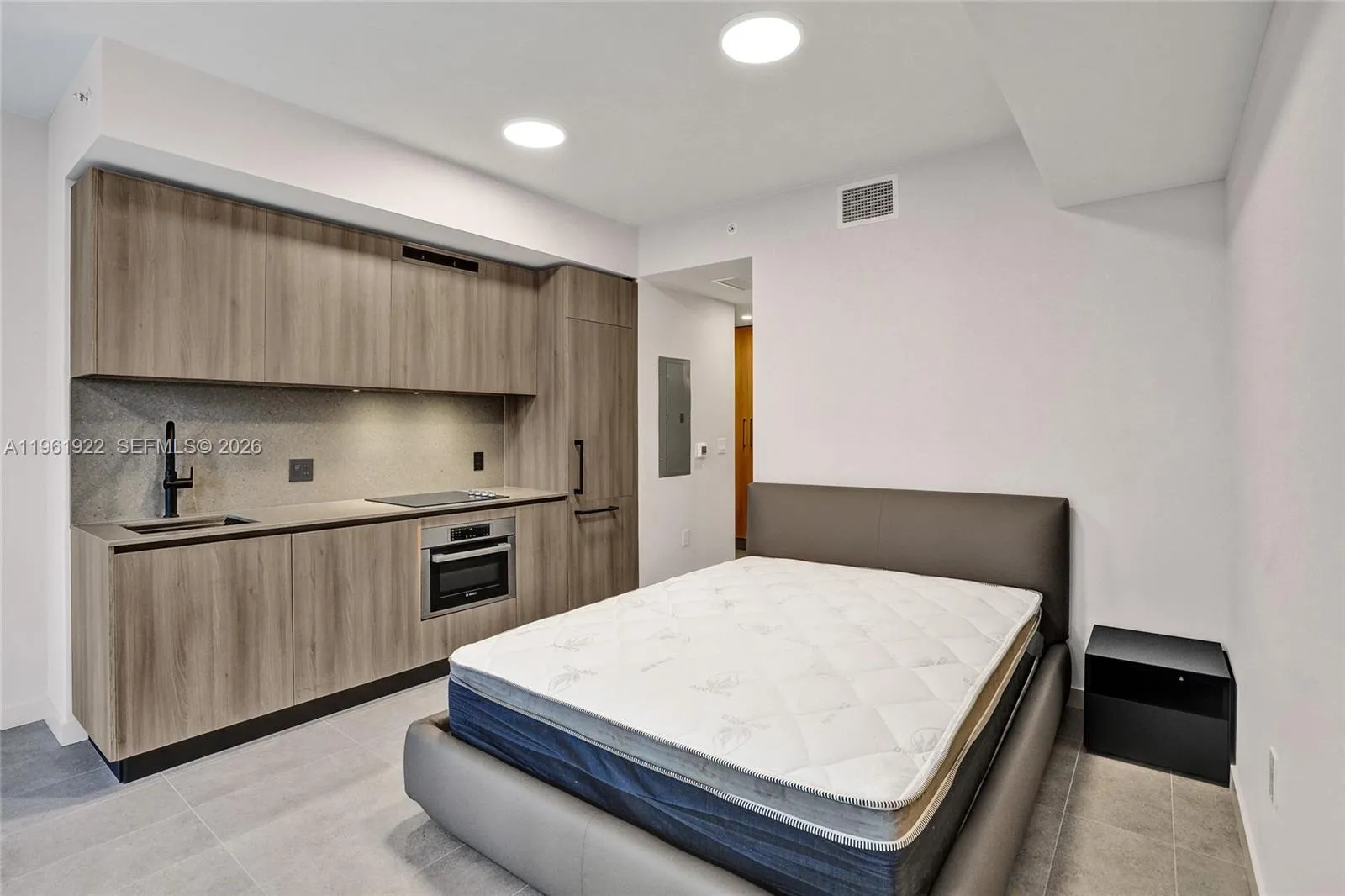 121 Ne 5th Street 807, Miami, Florida 33132, Miami, Florida 33132, ,1 BathroomBathrooms,Residential,For Sale,121 Ne 5th Street 807, Miami, Florida 33132,A11961922