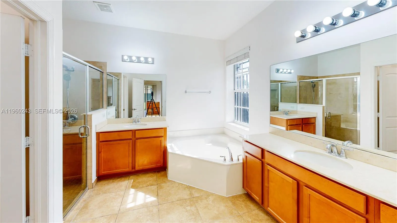 12922 Sw 221st St, Miami, Florida 33170, Miami, Florida 33170, 4 Bedrooms Bedrooms, ,3 BathroomsBathrooms,Residential,For Sale,12922 Sw 221st St, Miami, Florida 33170,A11960243