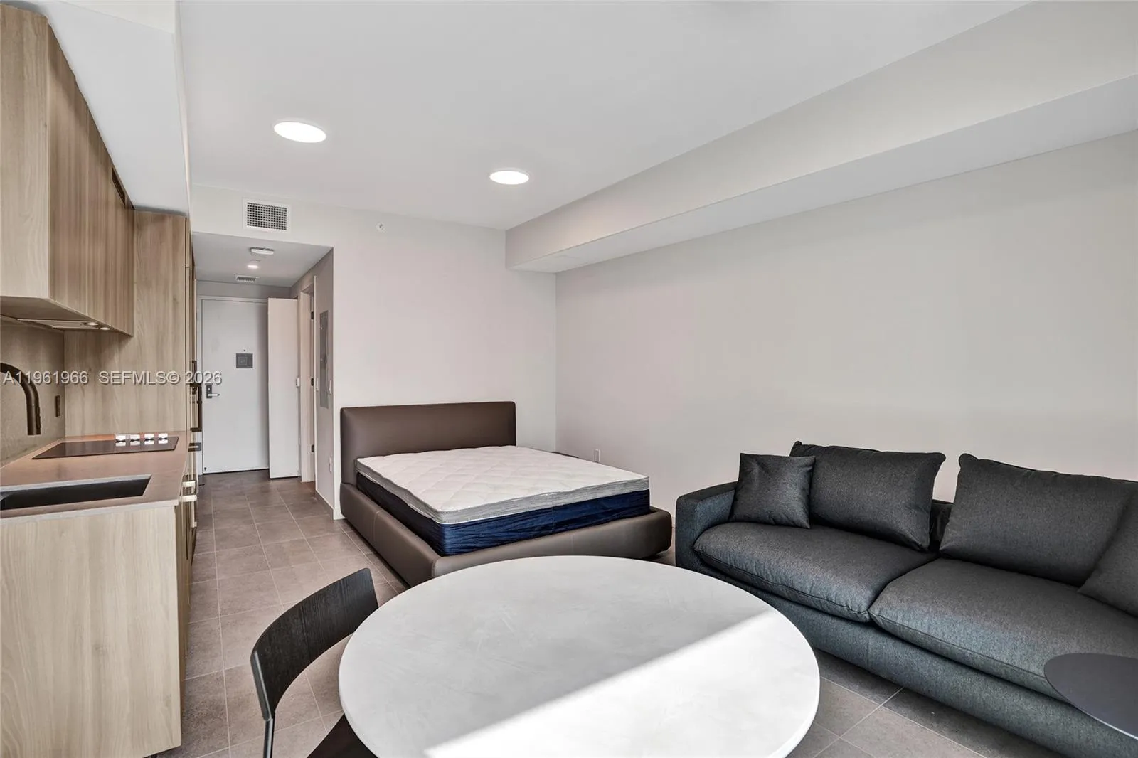 121 Ne 5th Street 1001b, Miami, Florida 33132, Miami, Florida 33132, ,1 BathroomBathrooms,Residential,For Sale,121 Ne 5th Street 1001b, Miami, Florida 33132,A11961966