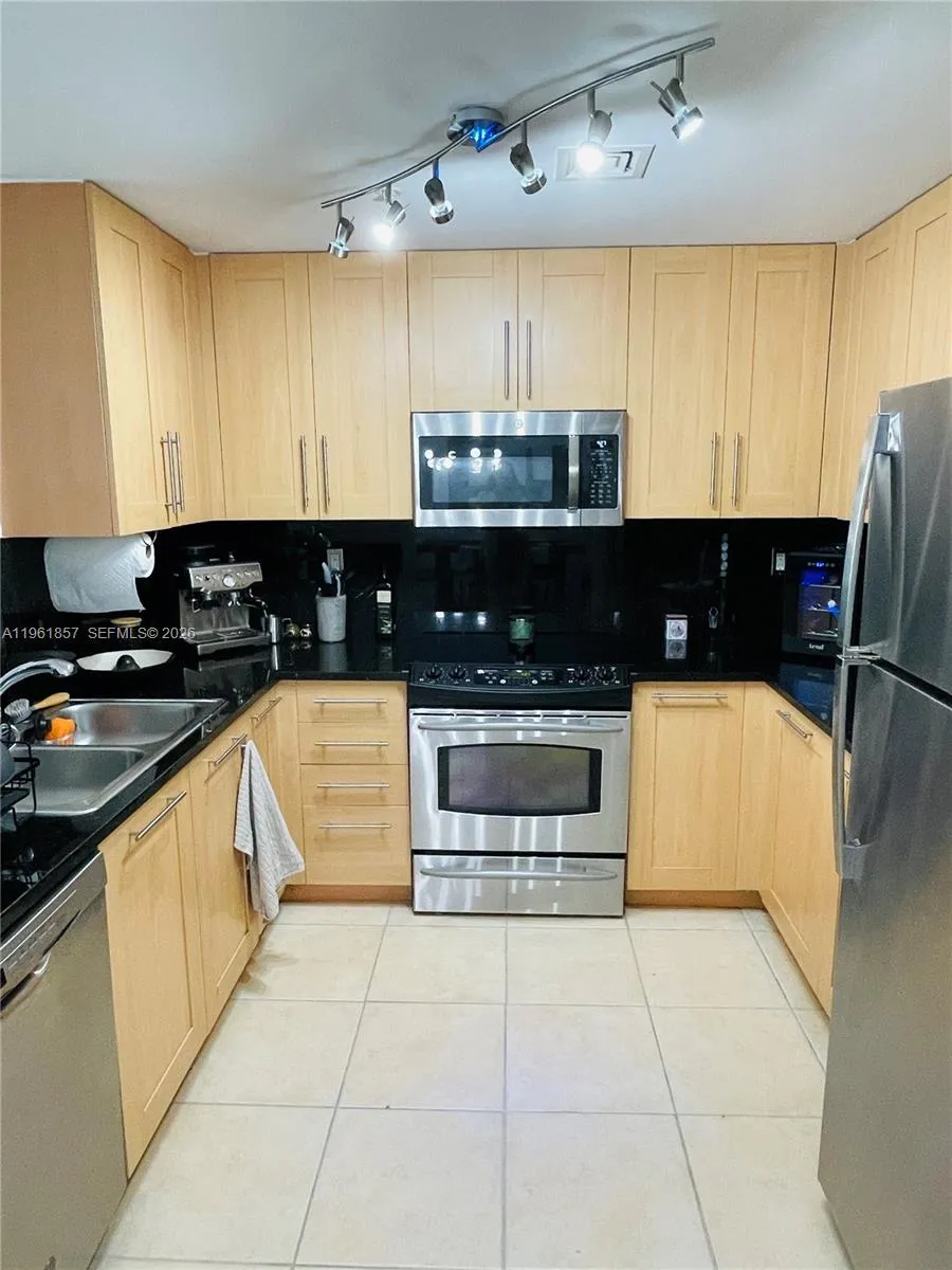 511 Se 5th Ave 1113, Fort Lauderdale, Florida 3330, Fort Lauderdale, Florida 33301, 2 Bedrooms Bedrooms, ,2 BathroomsBathrooms,Residential,For Sale,511 Se 5th Ave 1113, Fort Lauderdale, Florida 3330,A11961857