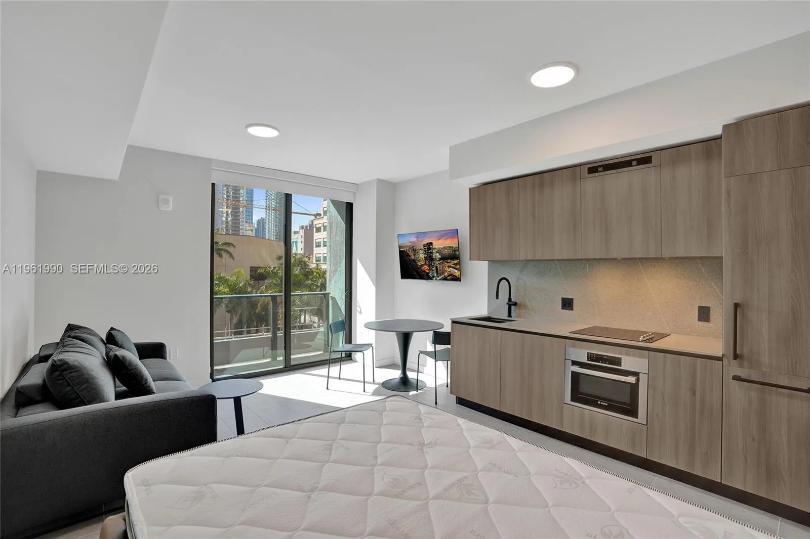 121 Ne 5th Street 401b, Miami, Florida 33132, Miami, Florida 33132, ,1 BathroomBathrooms,Residential,For Sale,121 Ne 5th Street 401b, Miami, Florida 33132,A11961990