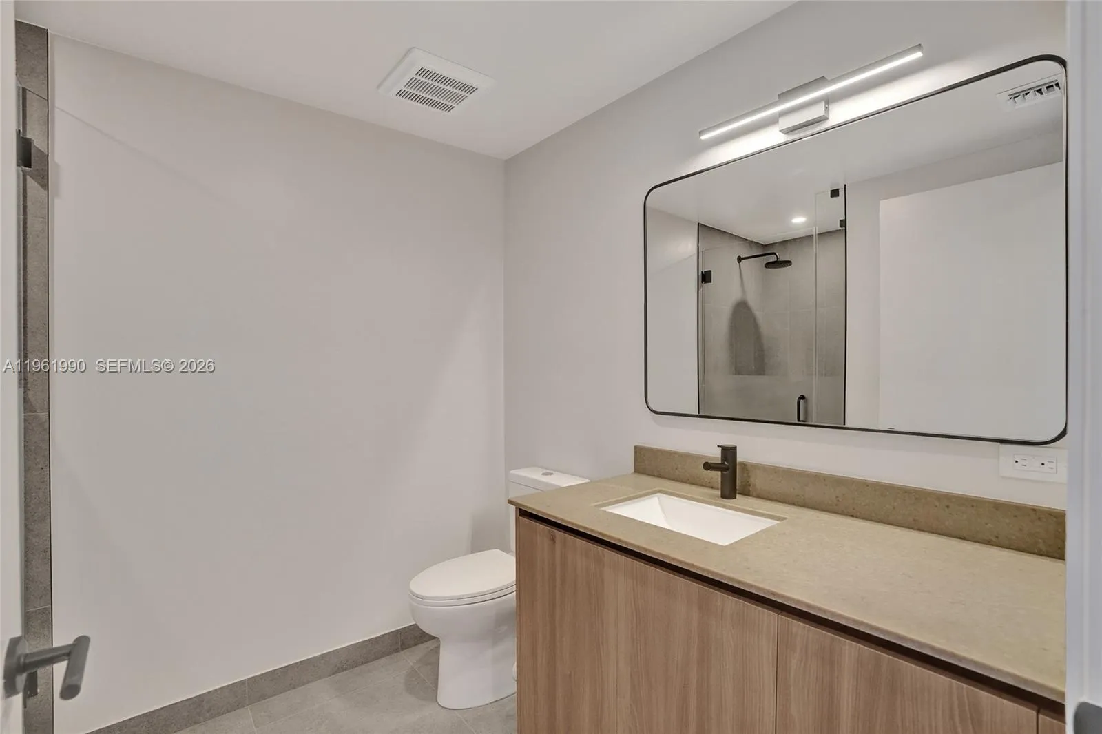 121 Ne 5th Street 401b, Miami, Florida 33132, Miami, Florida 33132, ,1 BathroomBathrooms,Residential,For Sale,121 Ne 5th Street 401b, Miami, Florida 33132,A11961990