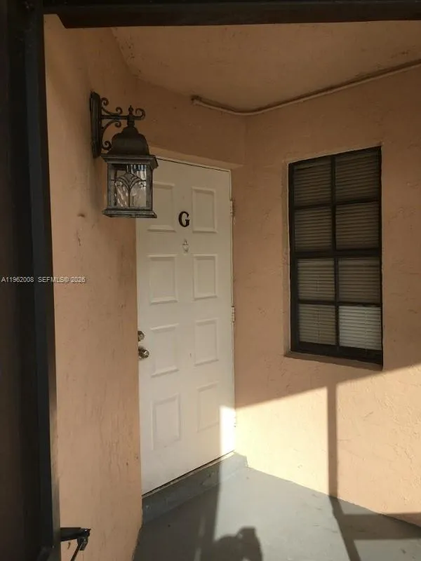 1403 S Liberty Ave 1403g, Homestead, Florida 33034, Homestead, Florida 33034, 2 Bedrooms Bedrooms, ,2 BathroomsBathrooms,Residential Lease,For Rent,1403 S Liberty Ave 1403g, Homestead, Florida 33034,A11962008