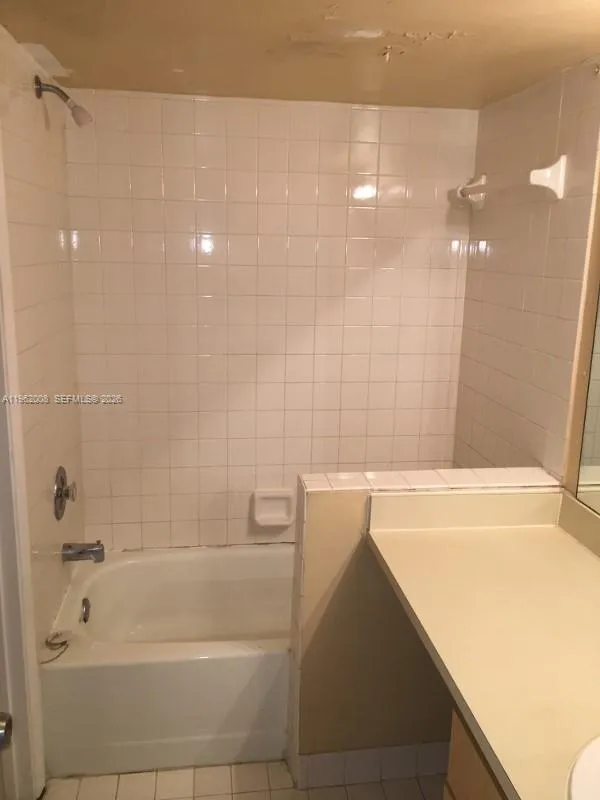 1403 S Liberty Ave 1403g, Homestead, Florida 33034, Homestead, Florida 33034, 2 Bedrooms Bedrooms, ,2 BathroomsBathrooms,Residential Lease,For Rent,1403 S Liberty Ave 1403g, Homestead, Florida 33034,A11962008