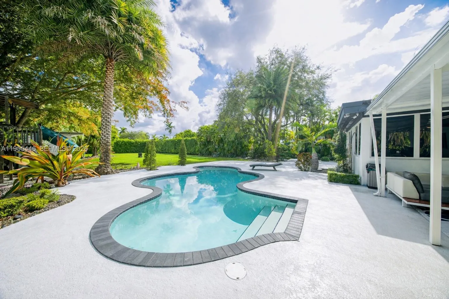 241 Sw 129th Ave, Miami, Florida 33184, Miami, Florida 33184, 3 Bedrooms Bedrooms, ,3 BathroomsBathrooms,Residential,For Sale,241 Sw 129th Ave, Miami, Florida 33184,A11955446