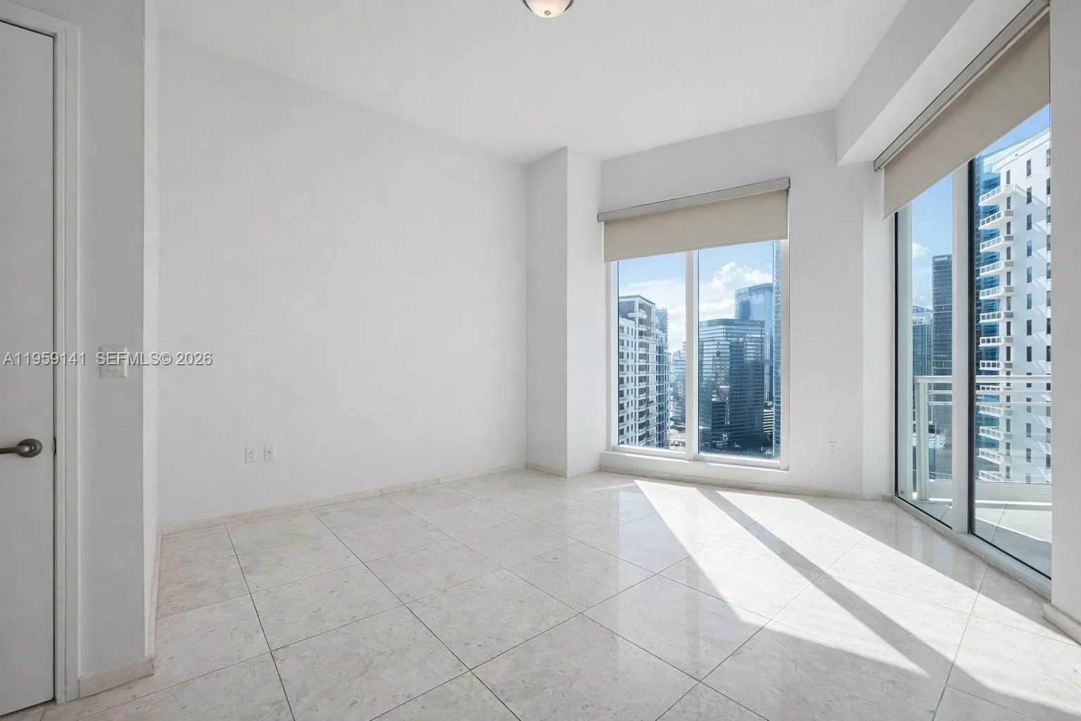 900 Brickell Key Blvd 2405, Miami, Florida 33131, Miami, Florida 33131, 2 Bedrooms Bedrooms, ,2 BathroomsBathrooms,Residential,For Sale,900 Brickell Key Blvd 2405, Miami, Florida 33131,A11959141