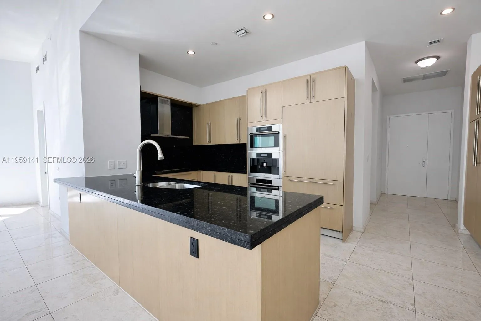 900 Brickell Key Blvd 2405, Miami, Florida 33131, Miami, Florida 33131, 2 Bedrooms Bedrooms, ,2 BathroomsBathrooms,Residential,For Sale,900 Brickell Key Blvd 2405, Miami, Florida 33131,A11959141