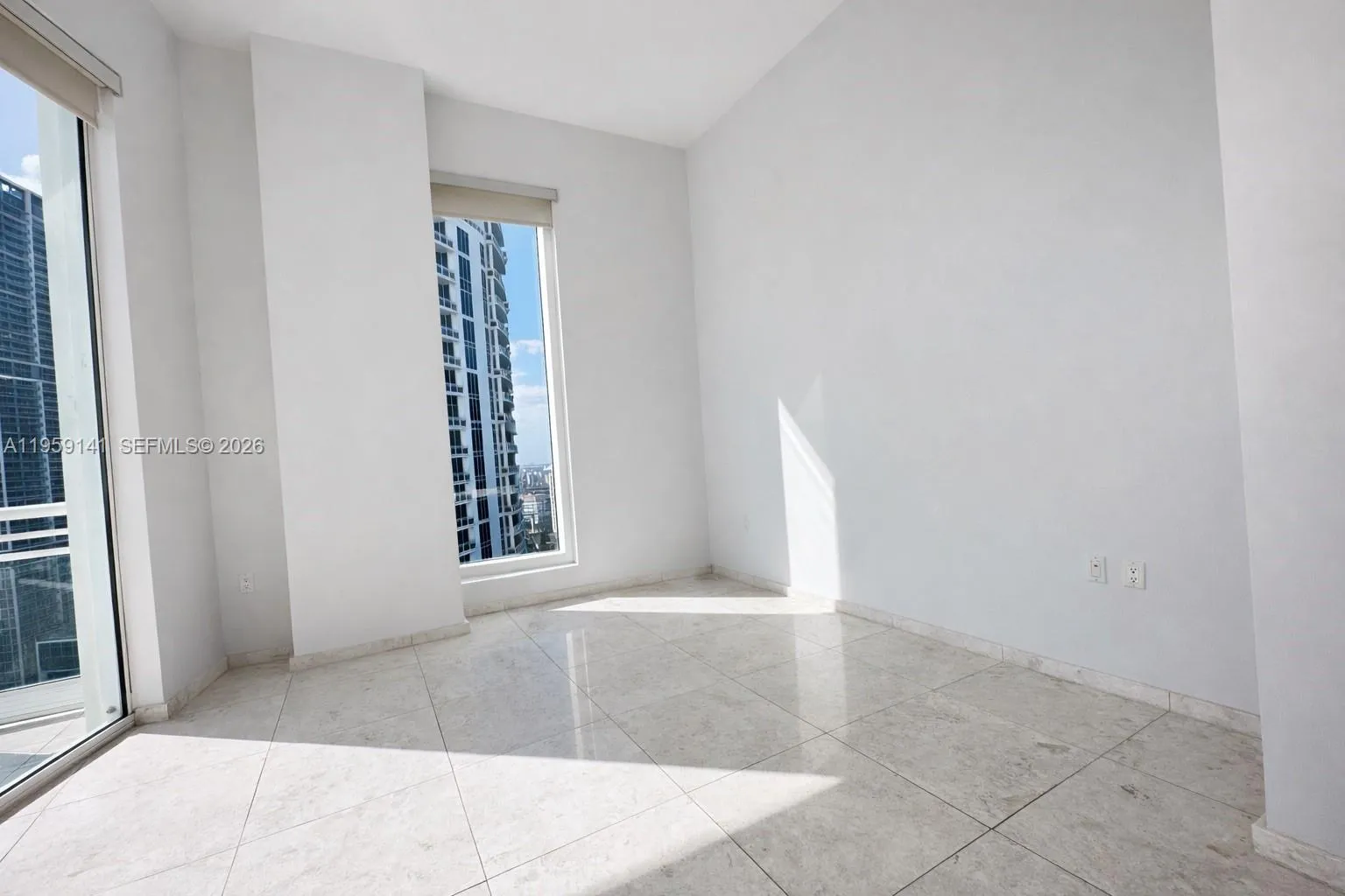 900 Brickell Key Blvd 2405, Miami, Florida 33131, Miami, Florida 33131, 2 Bedrooms Bedrooms, ,2 BathroomsBathrooms,Residential,For Sale,900 Brickell Key Blvd 2405, Miami, Florida 33131,A11959141