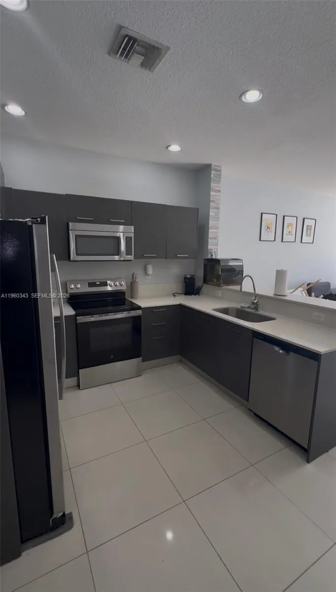 3568 Nw 13th St, Lauderhill, Florida 33311, Lauderhill, Florida 33311, 2 Bedrooms Bedrooms, ,2 BathroomsBathrooms,Residential,For Sale,3568 Nw 13th St, Lauderhill, Florida 33311,A11960343