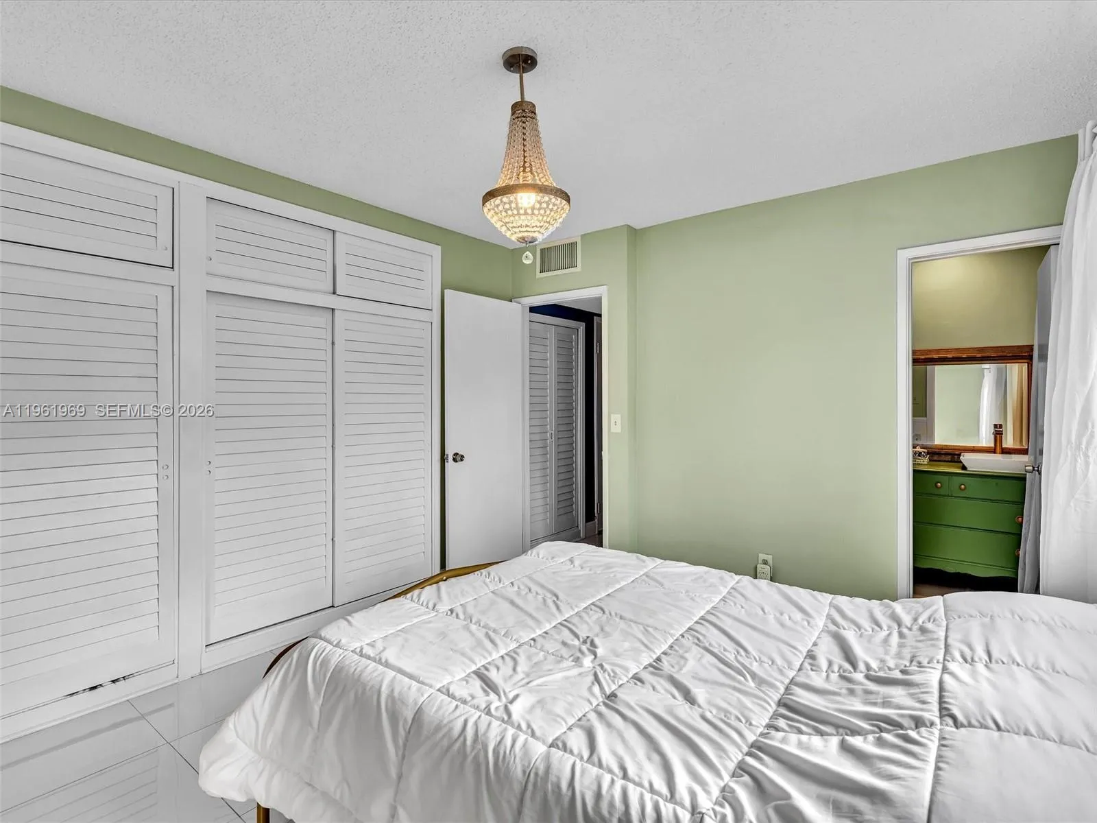 1400 S 19th Ave 1, Hollywood, Florida 33020, Hollywood, Florida 33020, 2 Bedrooms Bedrooms, ,1 BathroomBathrooms,Residential,For Sale,1400 S 19th Ave 1, Hollywood, Florida 33020,A11961969