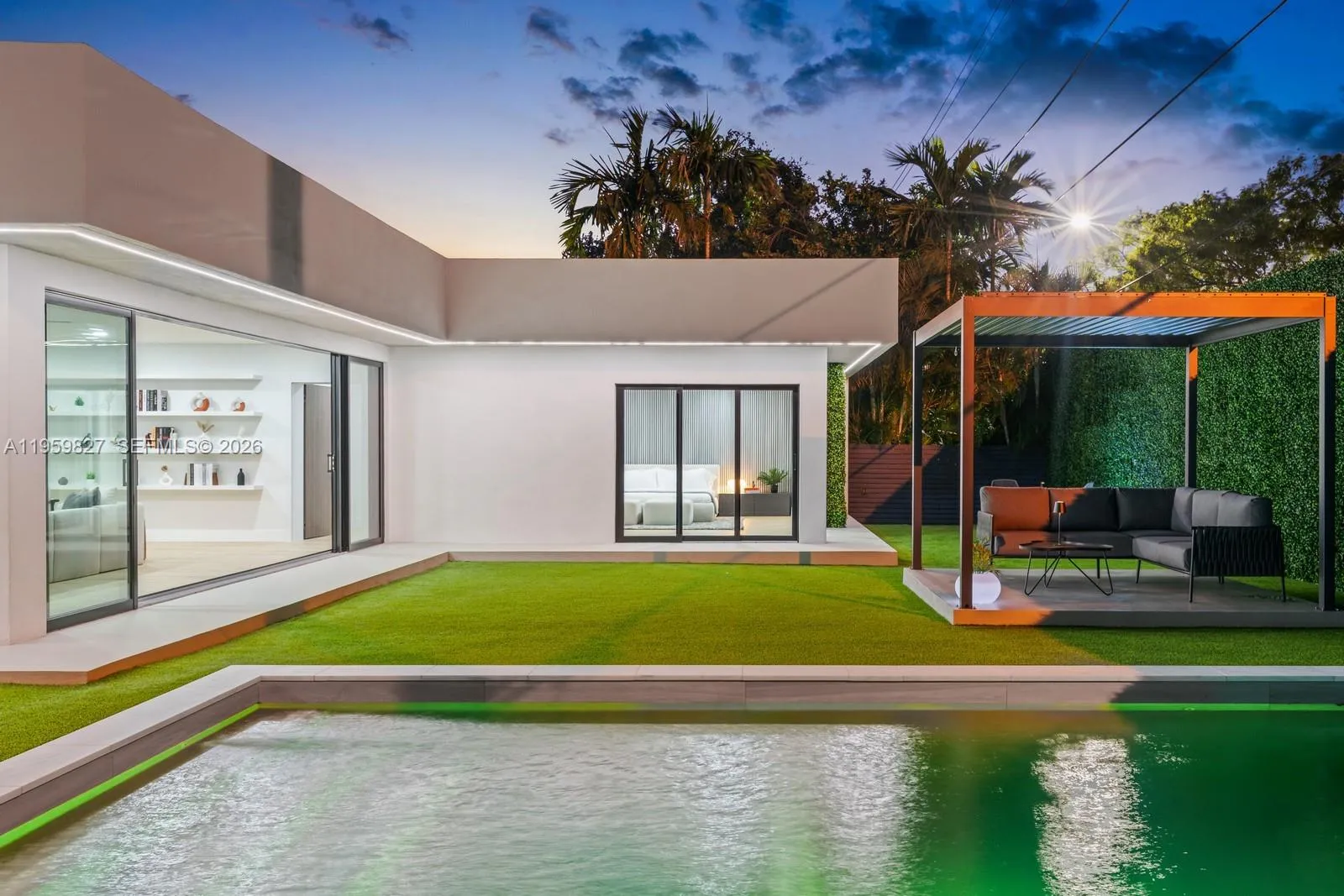 85 W Shore Dr W, Miami, Florida 33133, Miami, Florida 33133, 5 Bedrooms Bedrooms, ,5 BathroomsBathrooms,Residential,For Sale,85 W Shore Dr W, Miami, Florida 33133,A11959827