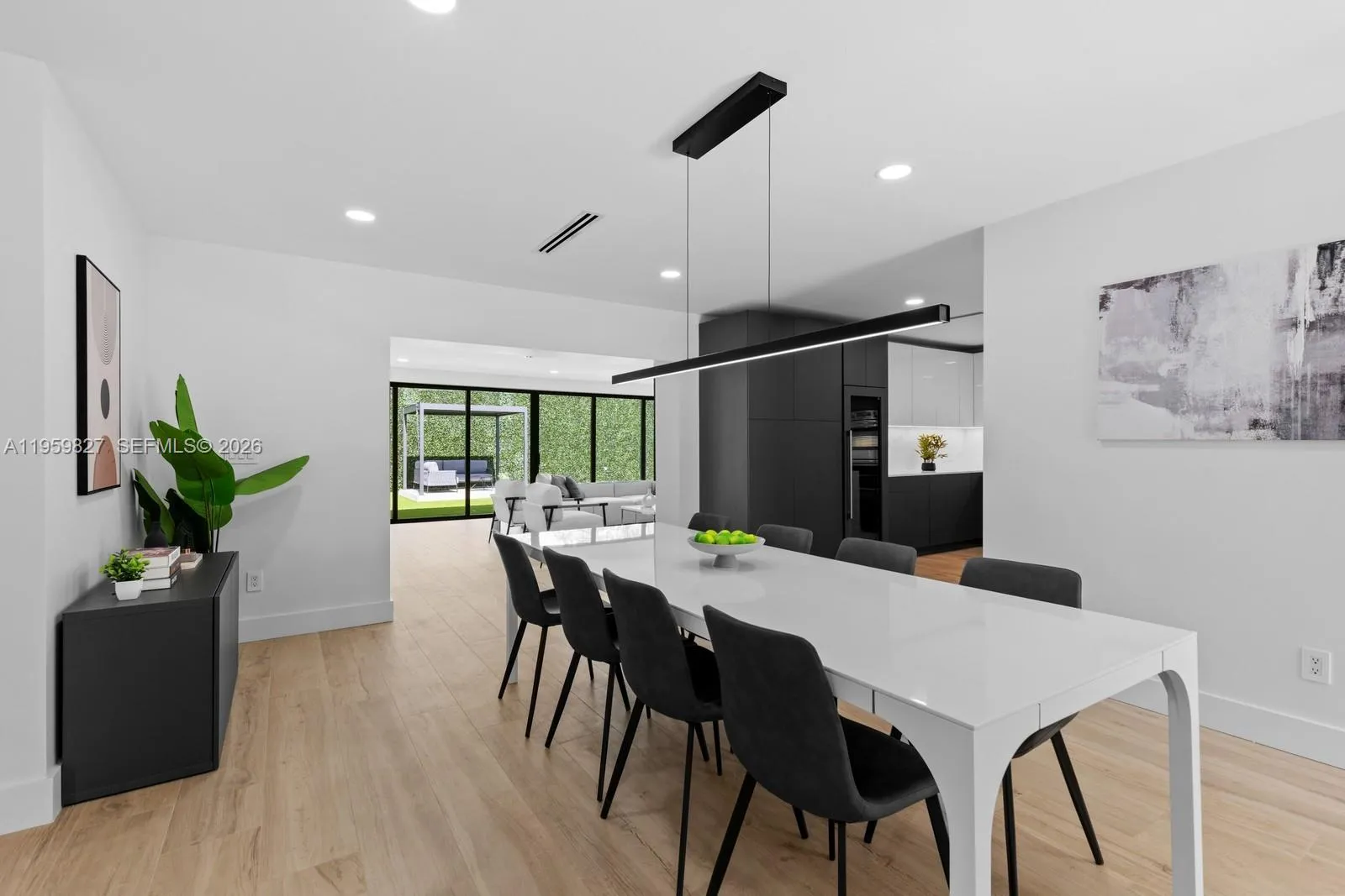 85 W Shore Dr W, Miami, Florida 33133, Miami, Florida 33133, 5 Bedrooms Bedrooms, ,5 BathroomsBathrooms,Residential,For Sale,85 W Shore Dr W, Miami, Florida 33133,A11959827