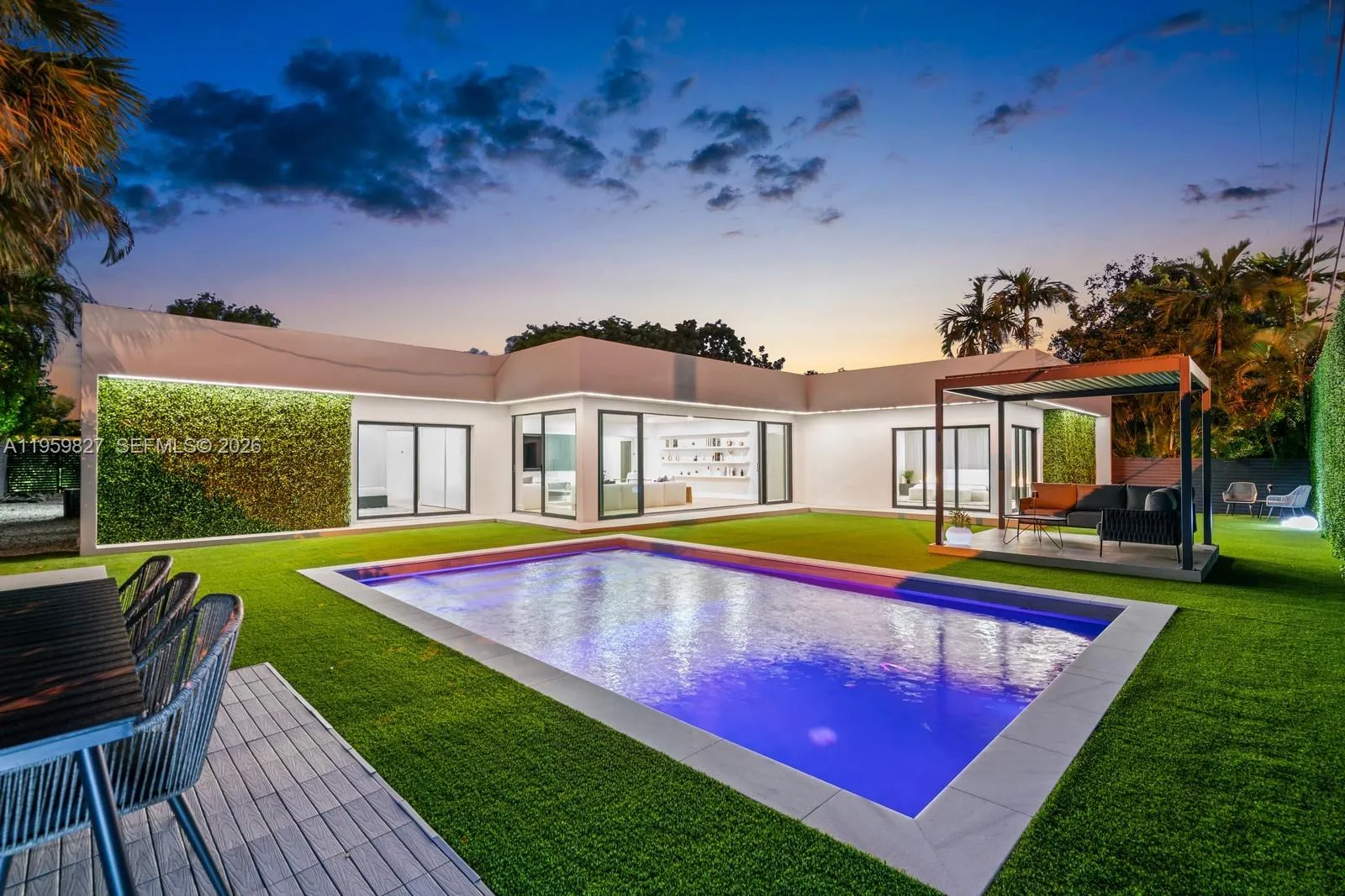 85 W Shore Dr W, Miami, Florida 33133, Miami, Florida 33133, 5 Bedrooms Bedrooms, ,5 BathroomsBathrooms,Residential,For Sale,85 W Shore Dr W, Miami, Florida 33133,A11959827