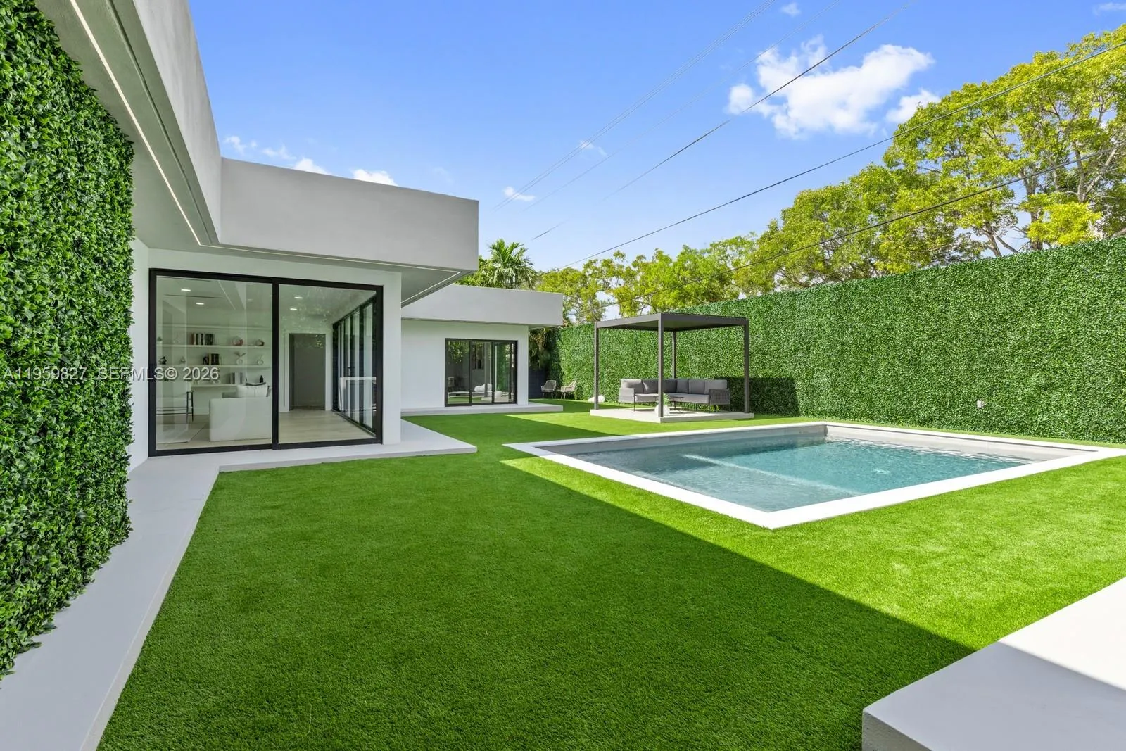 85 W Shore Dr W, Miami, Florida 33133, Miami, Florida 33133, 5 Bedrooms Bedrooms, ,5 BathroomsBathrooms,Residential,For Sale,85 W Shore Dr W, Miami, Florida 33133,A11959827