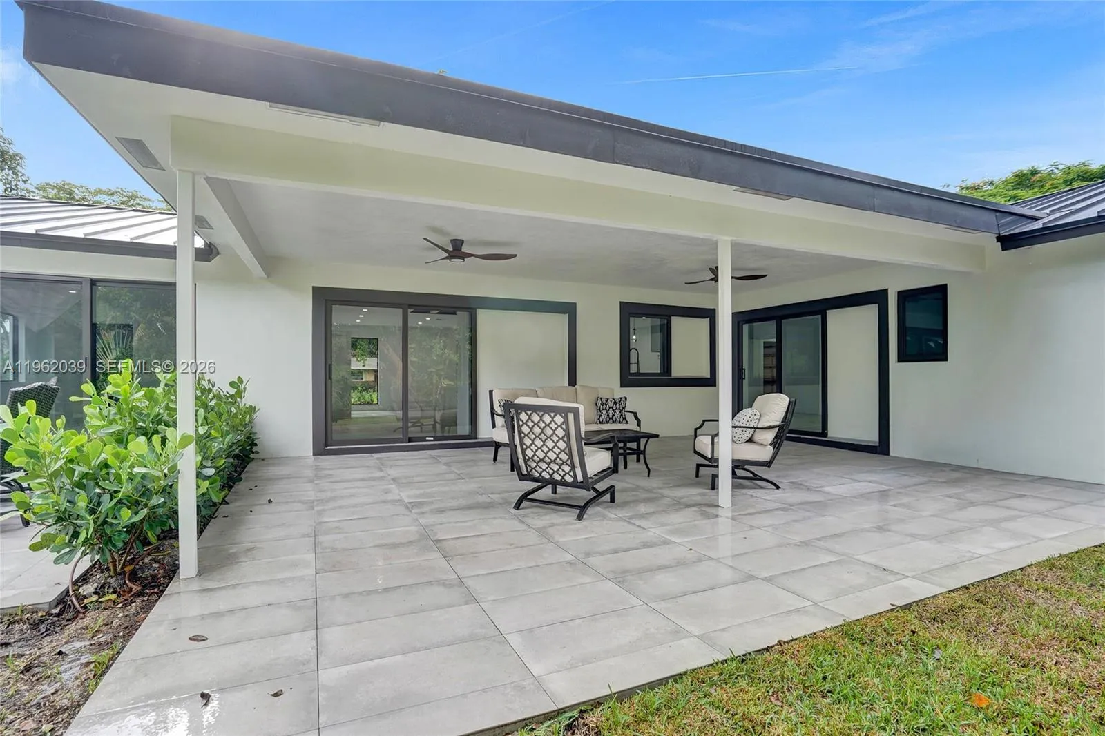 470 Petersburg Ter, Plantation, Florida 33325, Plantation, Florida 33325, 3 Bedrooms Bedrooms, ,3 BathroomsBathrooms,Residential,For Sale,470 Petersburg Ter, Plantation, Florida 33325,A11962039