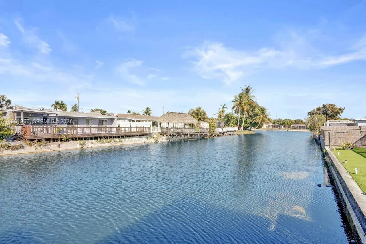 6617 Dahlia Dr, Miramar, Florida 33023, Miramar, Florida 33023, 4 Bedrooms Bedrooms, ,3 BathroomsBathrooms,Residential,For Sale,6617 Dahlia Dr, Miramar, Florida 33023,A11961853