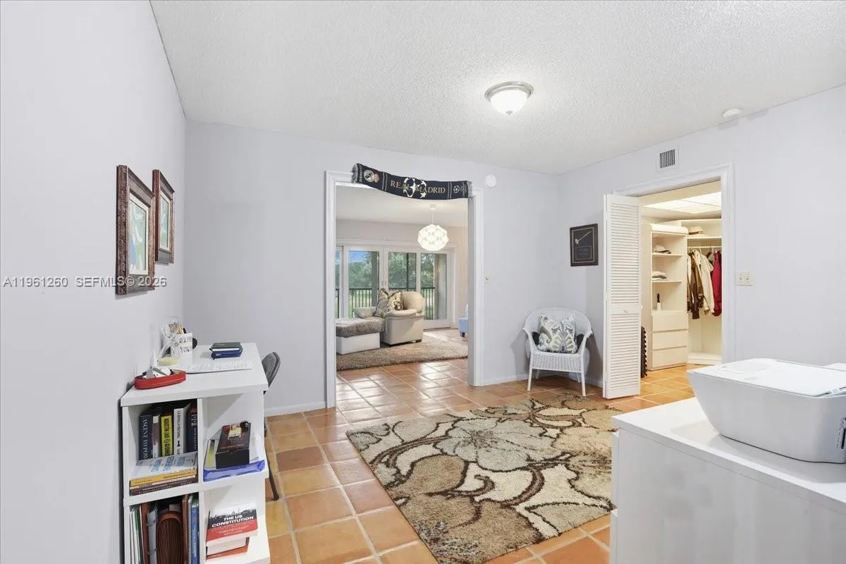 400 Nw 127th Ave 13, Plantation, Florida 33325, Plantation, Florida 33325, 4 Bedrooms Bedrooms, ,3 BathroomsBathrooms,Residential,For Sale,400 Nw 127th Ave 13, Plantation, Florida 33325,A11961260