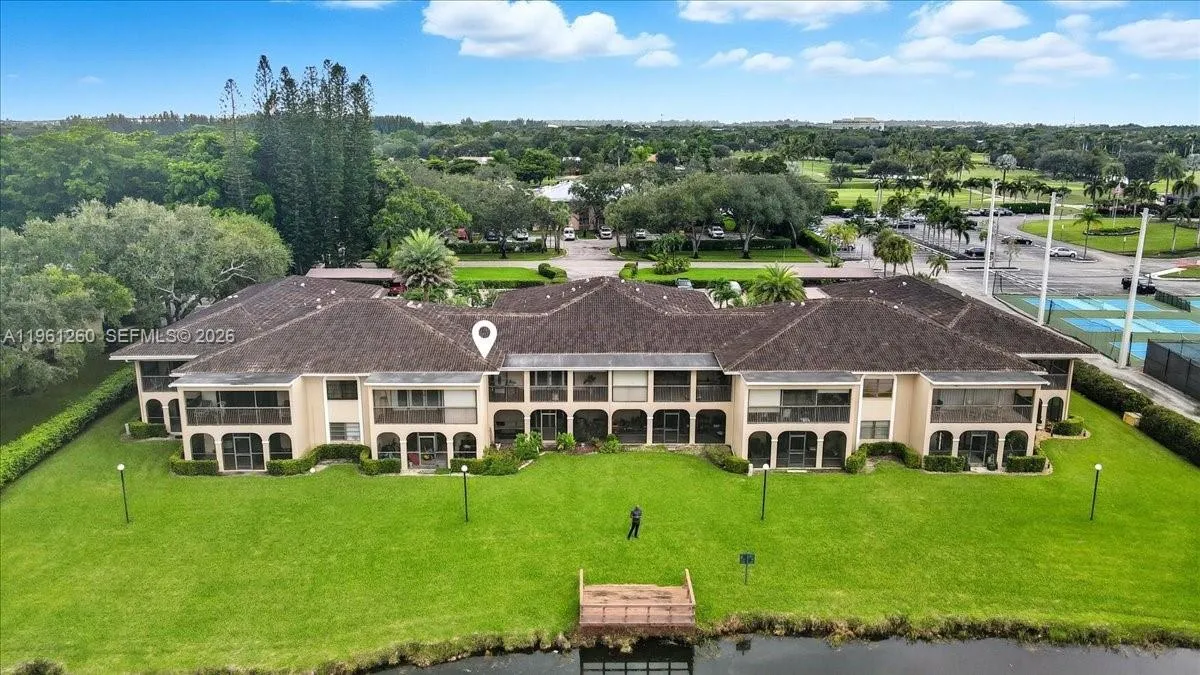 400 Nw 127th Ave 13, Plantation, Florida 33325, Plantation, Florida 33325, 4 Bedrooms Bedrooms, ,3 BathroomsBathrooms,Residential,For Sale,400 Nw 127th Ave 13, Plantation, Florida 33325,A11961260