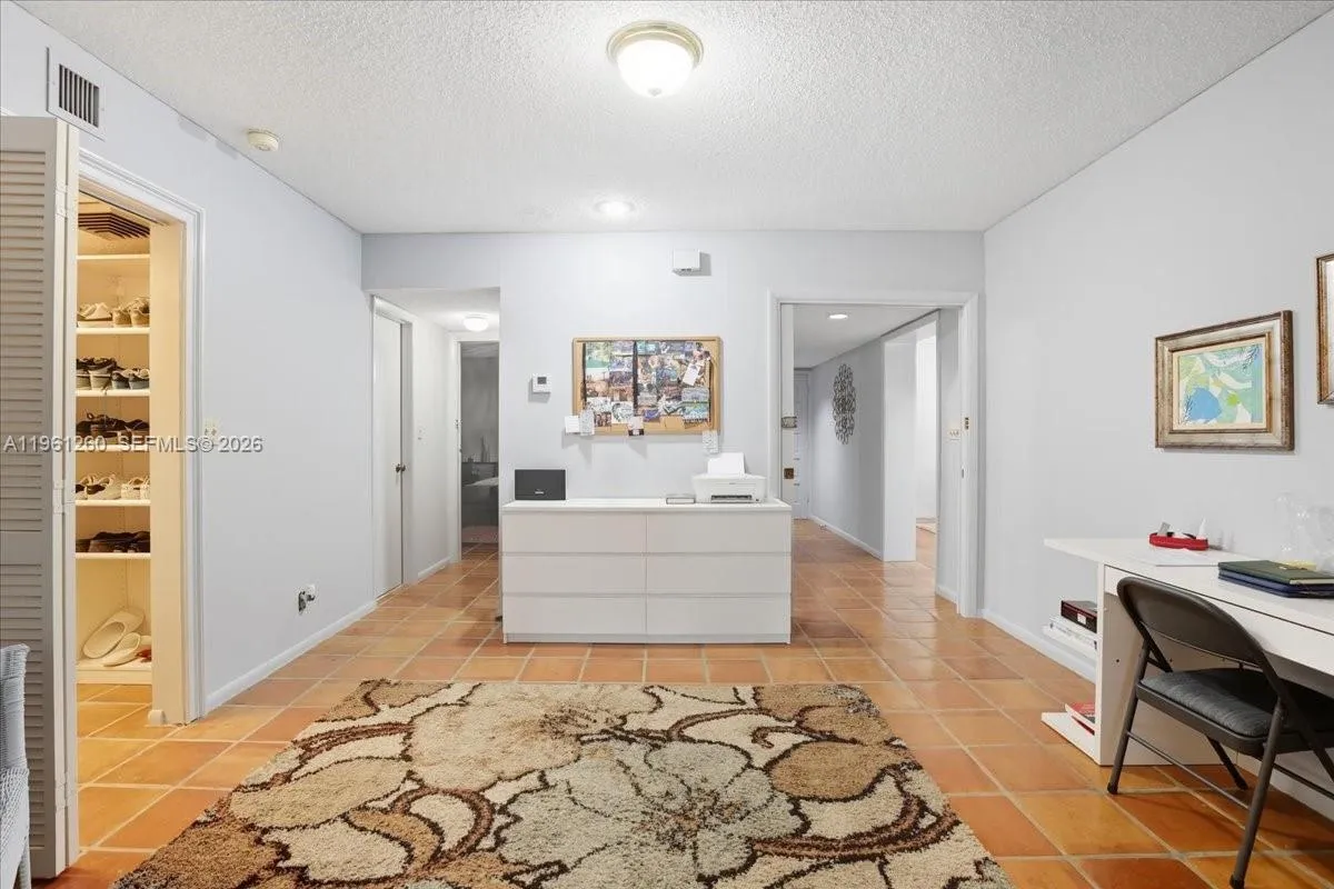 400 Nw 127th Ave 13, Plantation, Florida 33325, Plantation, Florida 33325, 4 Bedrooms Bedrooms, ,3 BathroomsBathrooms,Residential,For Sale,400 Nw 127th Ave 13, Plantation, Florida 33325,A11961260