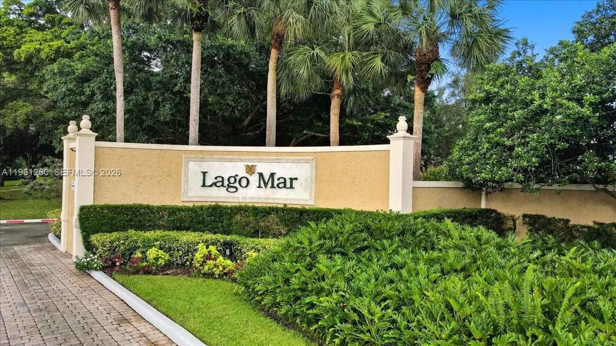 400 Nw 127th Ave 13, Plantation, Florida 33325, Plantation, Florida 33325, 4 Bedrooms Bedrooms, ,3 BathroomsBathrooms,Residential,For Sale,400 Nw 127th Ave 13, Plantation, Florida 33325,A11961260