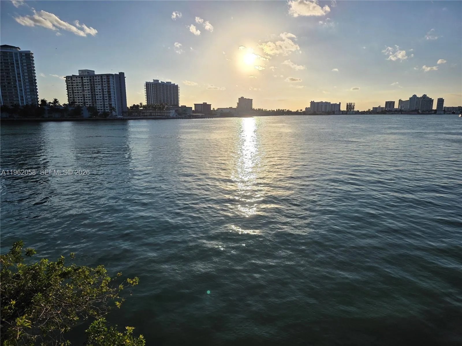 2150 Bay Dr 11, Miami Beach, Florida 33141, Miami Beach, Florida 33141, 1 Bedroom Bedrooms, ,1 BathroomBathrooms,Residential Lease,For Rent,2150 Bay Dr 11, Miami Beach, Florida 33141,A11962058