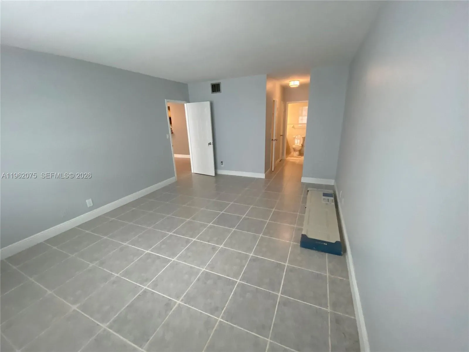 3725 S Ocean Dr 607, Hollywood, Florida 33019, Hollywood, Florida 33019, 1 Bedroom Bedrooms, ,1 BathroomBathrooms,Residential,For Sale,3725 S Ocean Dr 607, Hollywood, Florida 33019,A11962075