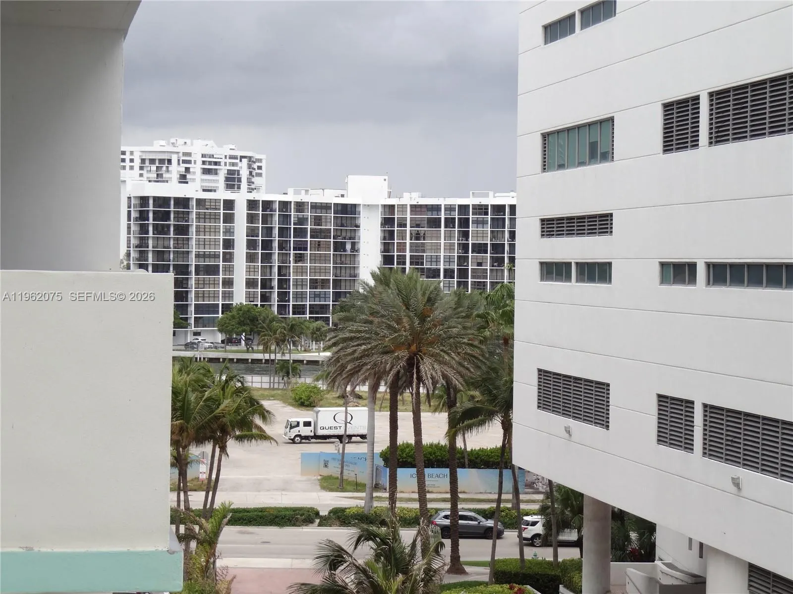 3725 S Ocean Dr 607, Hollywood, Florida 33019, Hollywood, Florida 33019, 1 Bedroom Bedrooms, ,1 BathroomBathrooms,Residential,For Sale,3725 S Ocean Dr 607, Hollywood, Florida 33019,A11962075