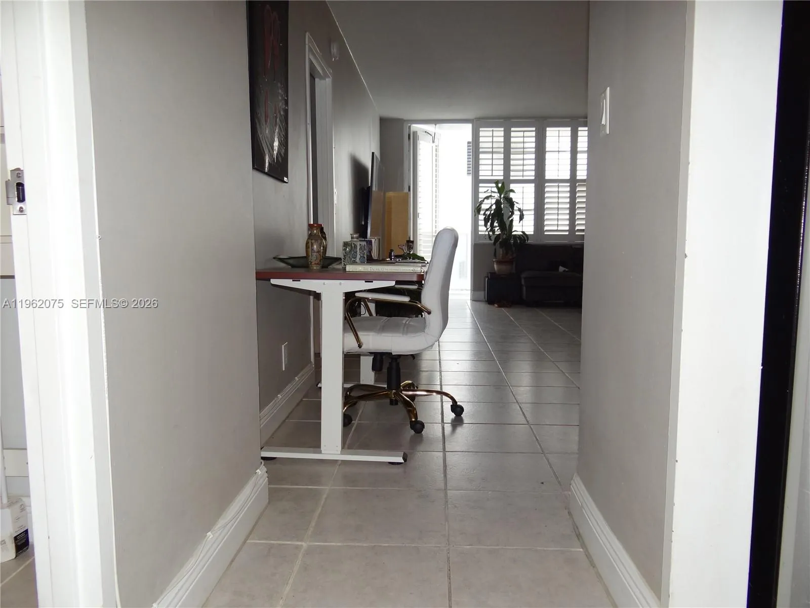 3725 S Ocean Dr 607, Hollywood, Florida 33019, Hollywood, Florida 33019, 1 Bedroom Bedrooms, ,1 BathroomBathrooms,Residential,For Sale,3725 S Ocean Dr 607, Hollywood, Florida 33019,A11962075