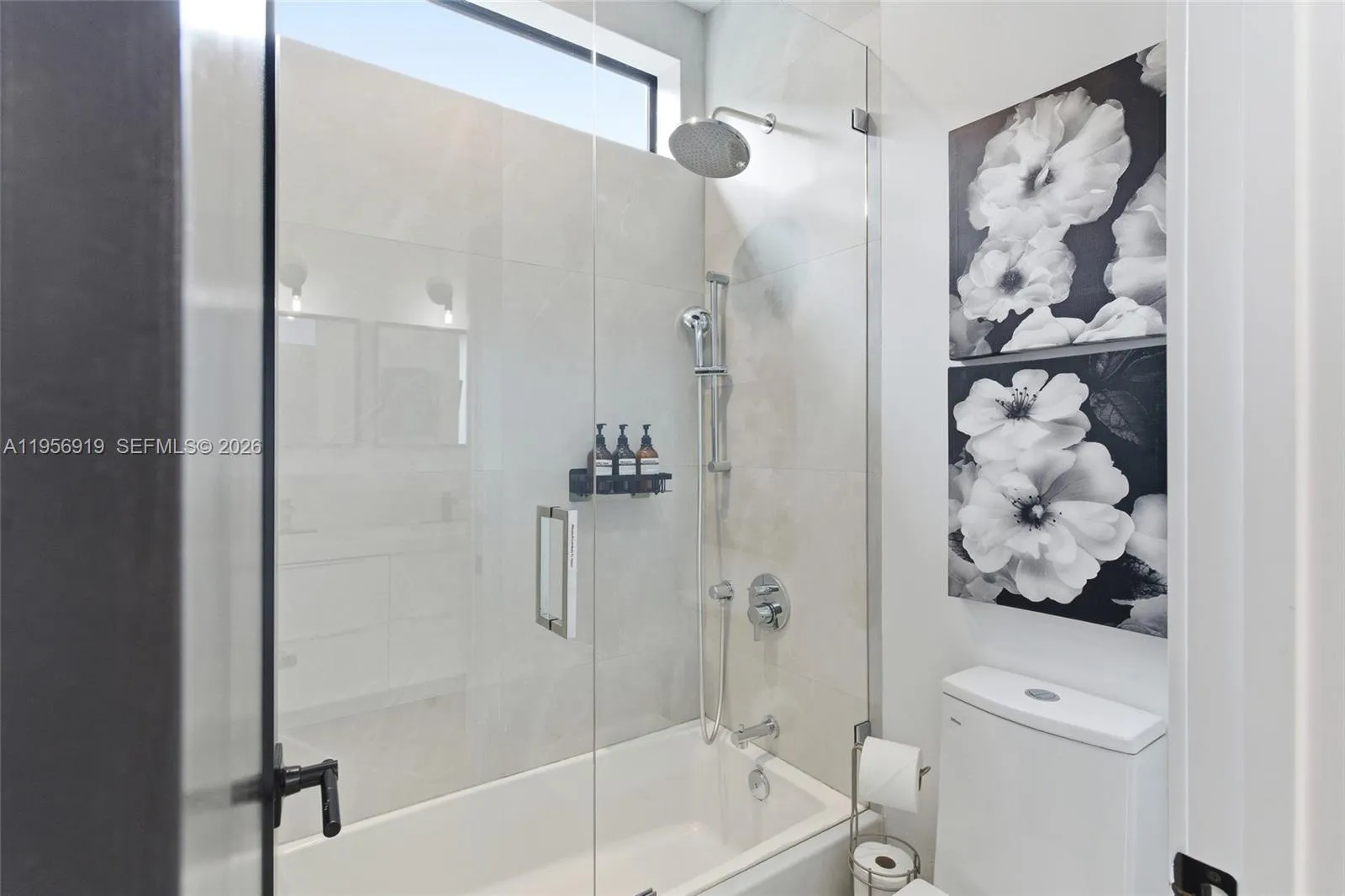 255 Nw 39th St, Miami, Florida 33127, Miami, Florida 33127, 3 Bedrooms Bedrooms, ,2 BathroomsBathrooms,Residential,For Sale,255 Nw 39th St, Miami, Florida 33127,A11956919