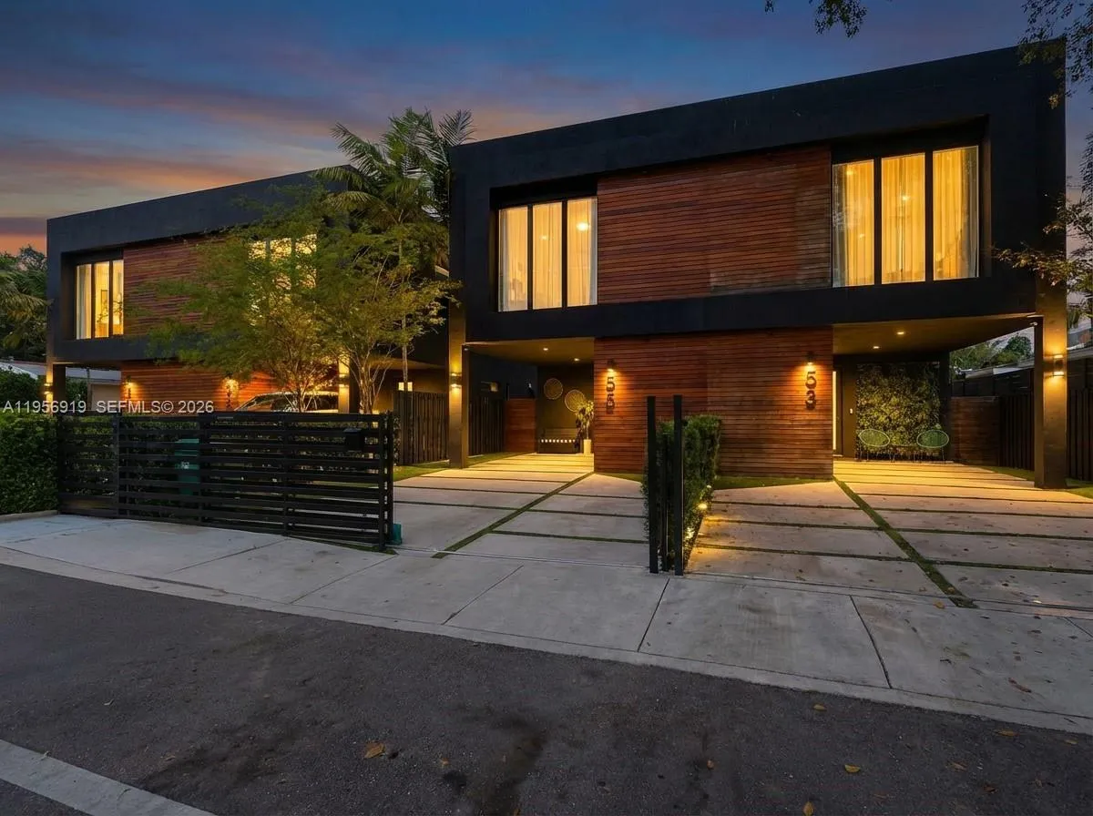 255 Nw 39th St, Miami, Florida 33127, Miami, Florida 33127, 3 Bedrooms Bedrooms, ,2 BathroomsBathrooms,Residential,For Sale,255 Nw 39th St, Miami, Florida 33127,A11956919