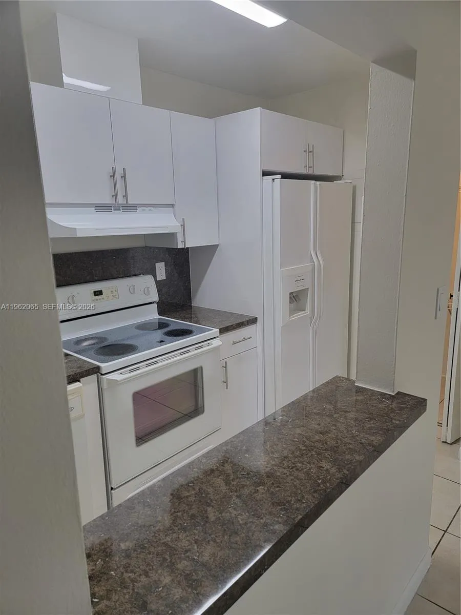 4174 Nw 79th Ave 2b, Doral, Florida 33166, Doral, Florida 33166, 2 Bedrooms Bedrooms, ,2 BathroomsBathrooms,Residential Lease,For Rent,4174 Nw 79th Ave 2b, Doral, Florida 33166,A11962065