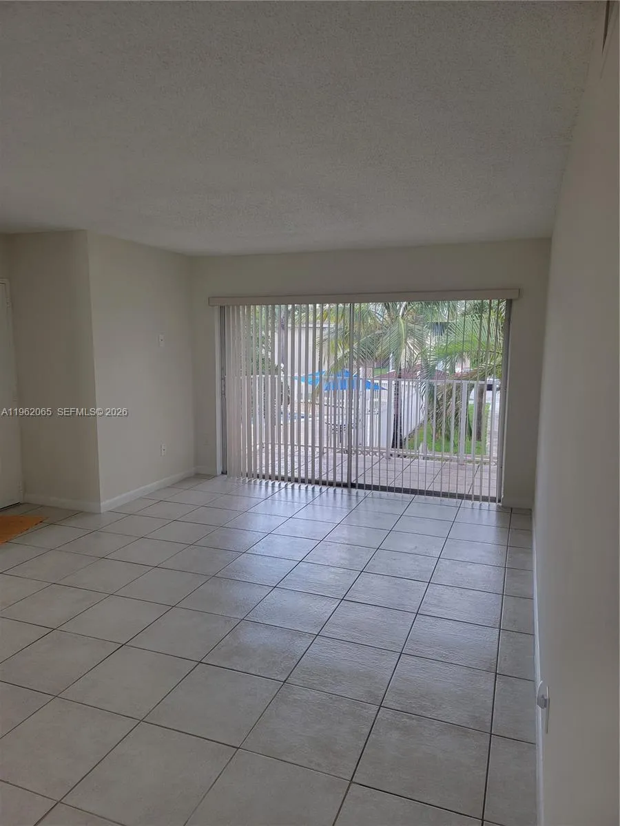 4174 Nw 79th Ave 2b, Doral, Florida 33166, Doral, Florida 33166, 2 Bedrooms Bedrooms, ,2 BathroomsBathrooms,Residential Lease,For Rent,4174 Nw 79th Ave 2b, Doral, Florida 33166,A11962065