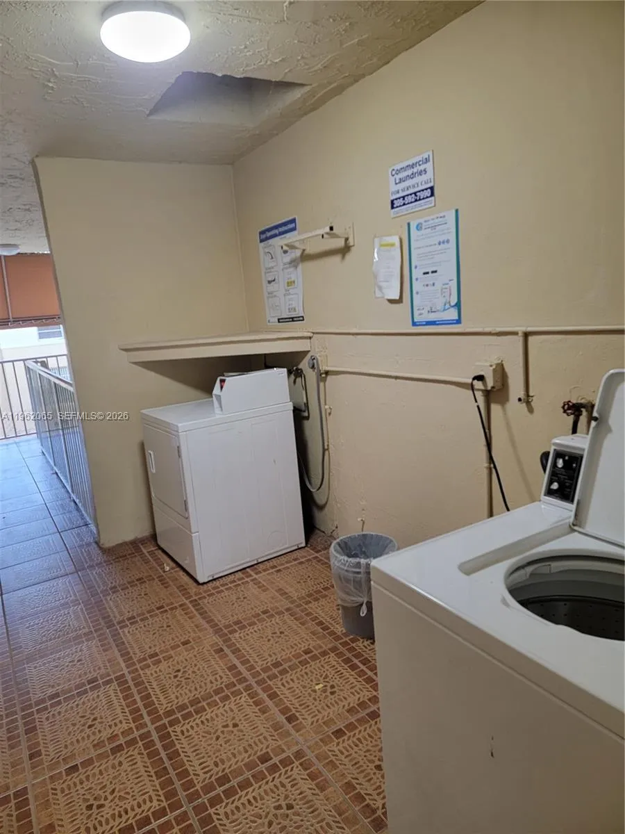 4174 Nw 79th Ave 2b, Doral, Florida 33166, Doral, Florida 33166, 2 Bedrooms Bedrooms, ,2 BathroomsBathrooms,Residential Lease,For Rent,4174 Nw 79th Ave 2b, Doral, Florida 33166,A11962065