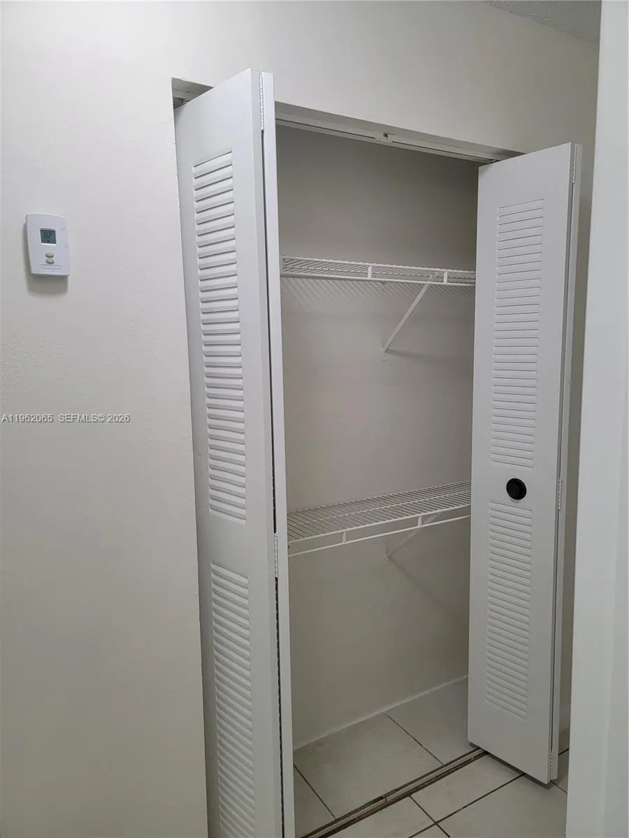 4174 Nw 79th Ave 2b, Doral, Florida 33166, Doral, Florida 33166, 2 Bedrooms Bedrooms, ,2 BathroomsBathrooms,Residential Lease,For Rent,4174 Nw 79th Ave 2b, Doral, Florida 33166,A11962065