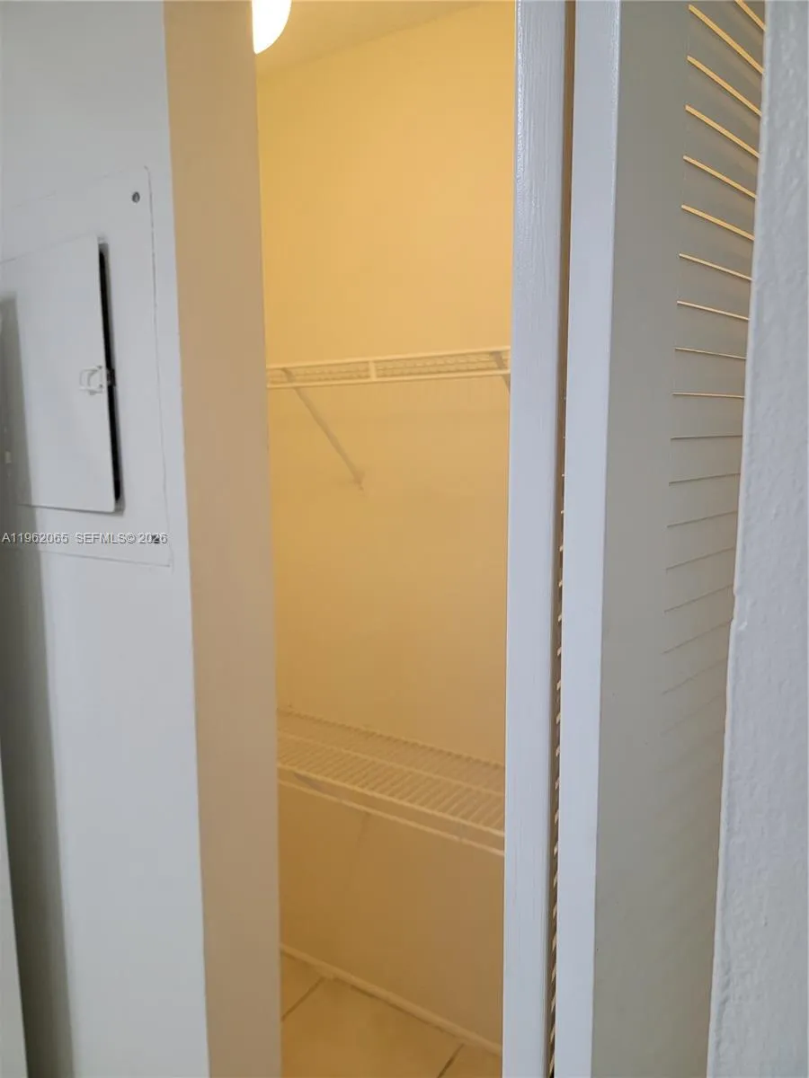 4174 Nw 79th Ave 2b, Doral, Florida 33166, Doral, Florida 33166, 2 Bedrooms Bedrooms, ,2 BathroomsBathrooms,Residential Lease,For Rent,4174 Nw 79th Ave 2b, Doral, Florida 33166,A11962065