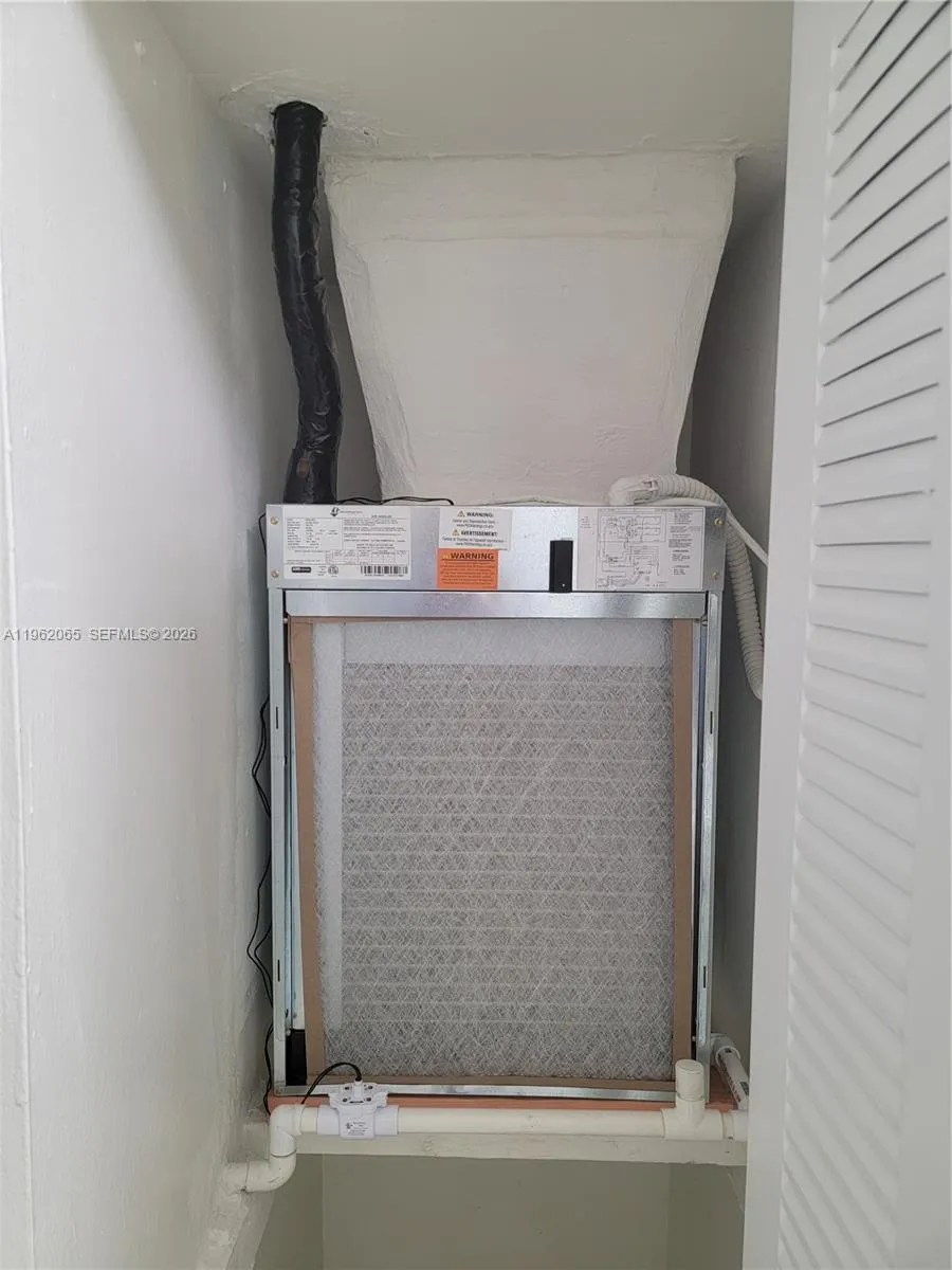 4174 Nw 79th Ave 2b, Doral, Florida 33166, Doral, Florida 33166, 2 Bedrooms Bedrooms, ,2 BathroomsBathrooms,Residential Lease,For Rent,4174 Nw 79th Ave 2b, Doral, Florida 33166,A11962065