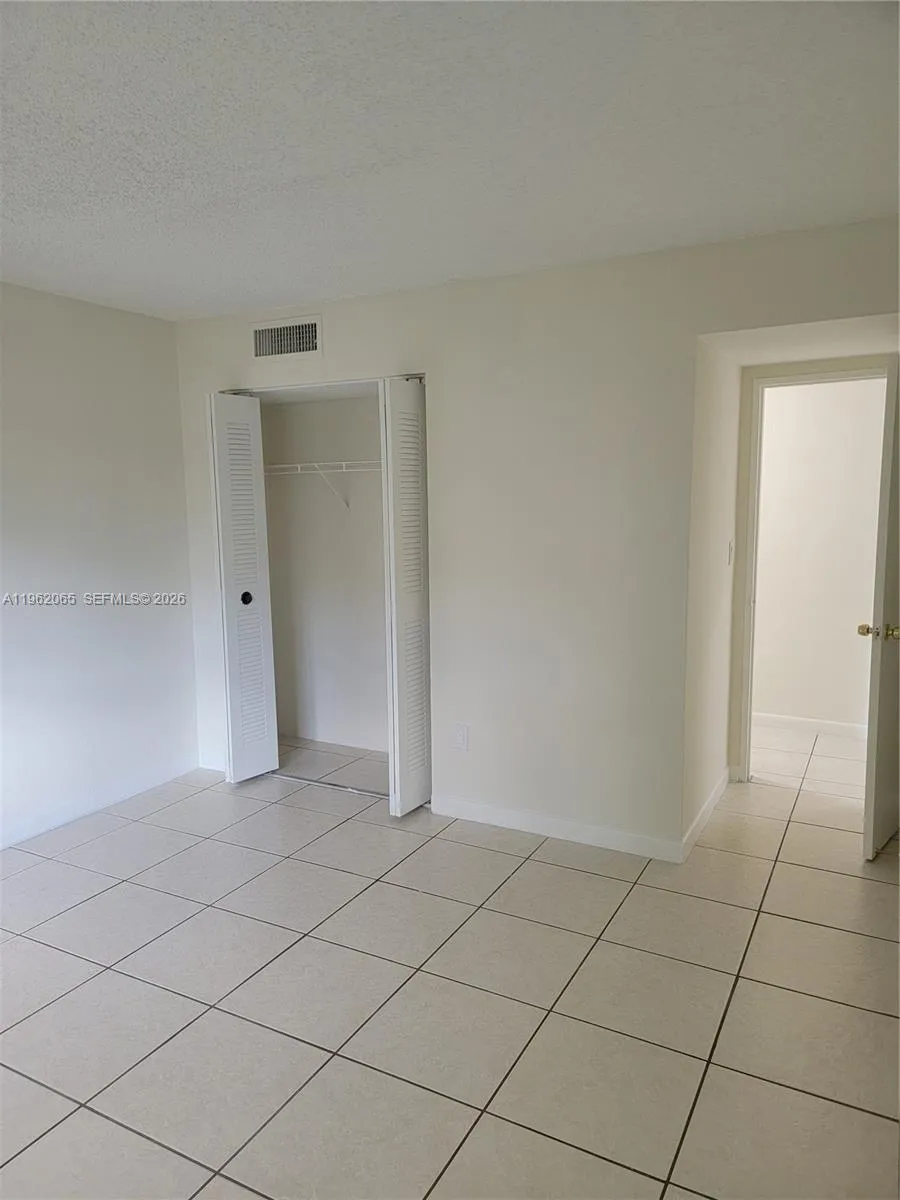 4174 Nw 79th Ave 2b, Doral, Florida 33166, Doral, Florida 33166, 2 Bedrooms Bedrooms, ,2 BathroomsBathrooms,Residential Lease,For Rent,4174 Nw 79th Ave 2b, Doral, Florida 33166,A11962065
