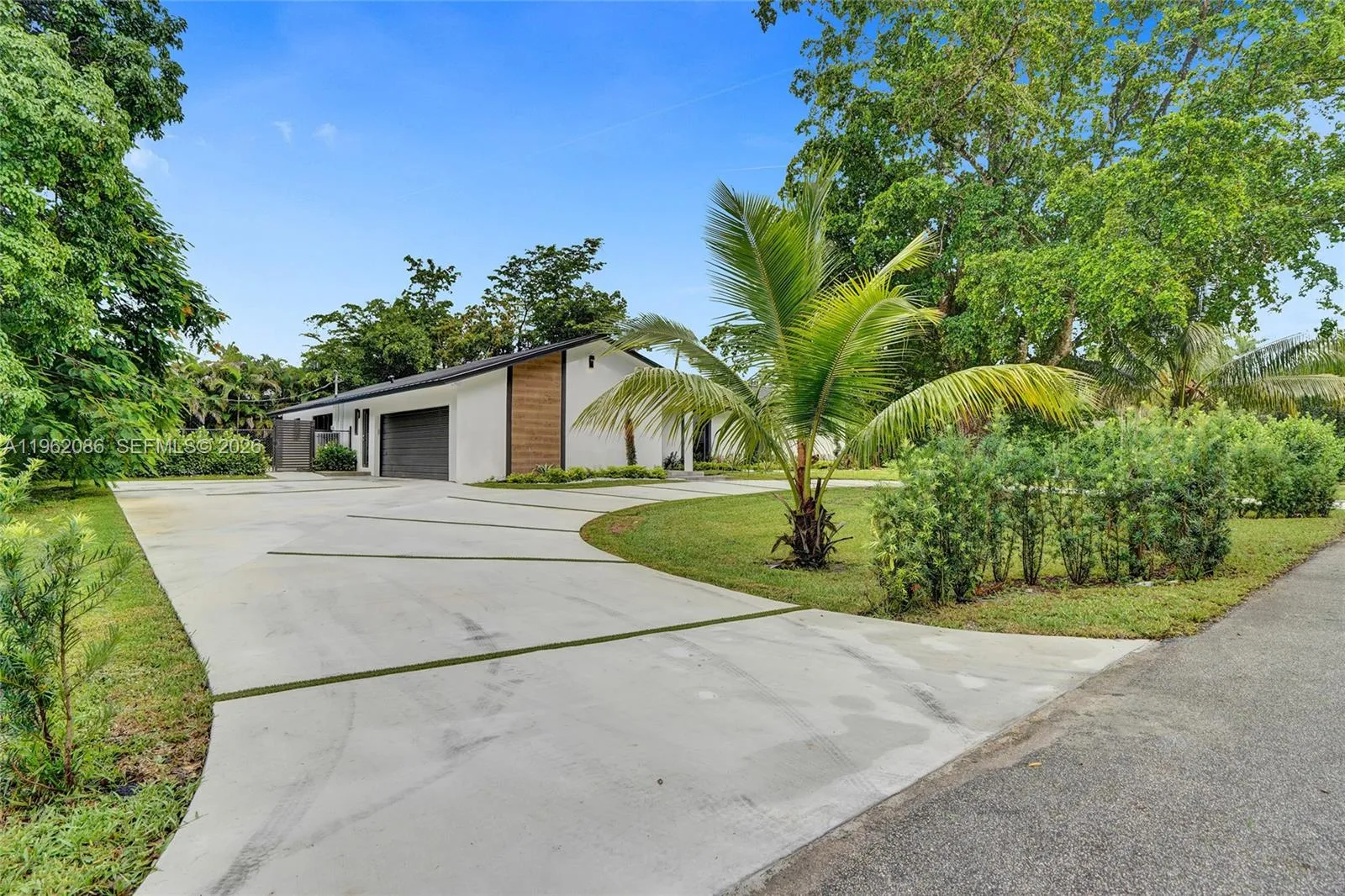 470 Petersburg Ter 470, Plantation, Florida 33325, Plantation, Florida 33325, 3 Bedrooms Bedrooms, ,3 BathroomsBathrooms,Residential Lease,For Rent,470 Petersburg Ter 470, Plantation, Florida 33325,A11962086