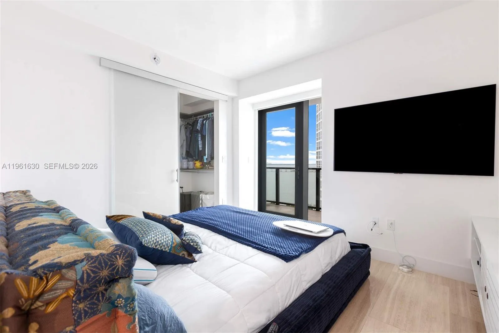 1451 Brickell Ave 1604, Miami, Florida 33131, Miami, Florida 33131, 1 Bedroom Bedrooms, ,1 BathroomBathrooms,Residential,For Sale,1451 Brickell Ave 1604, Miami, Florida 33131,A11961630