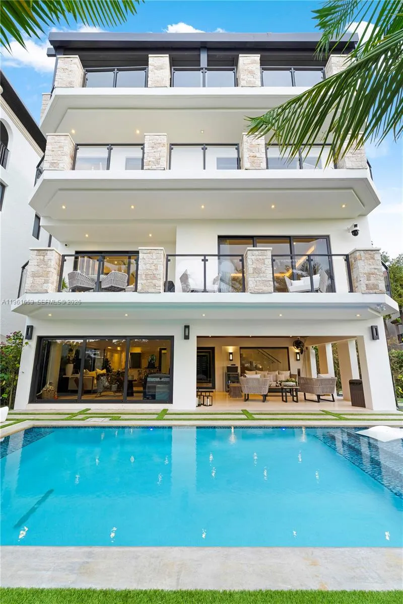 5860 Paradise Point Dr, Palmetto Bay, Florida 3315, Palmetto Bay, Florida 33157, 3 Bedrooms Bedrooms, ,5 BathroomsBathrooms,Residential,For Sale,5860 Paradise Point Dr, Palmetto Bay, Florida 3315,A11961653