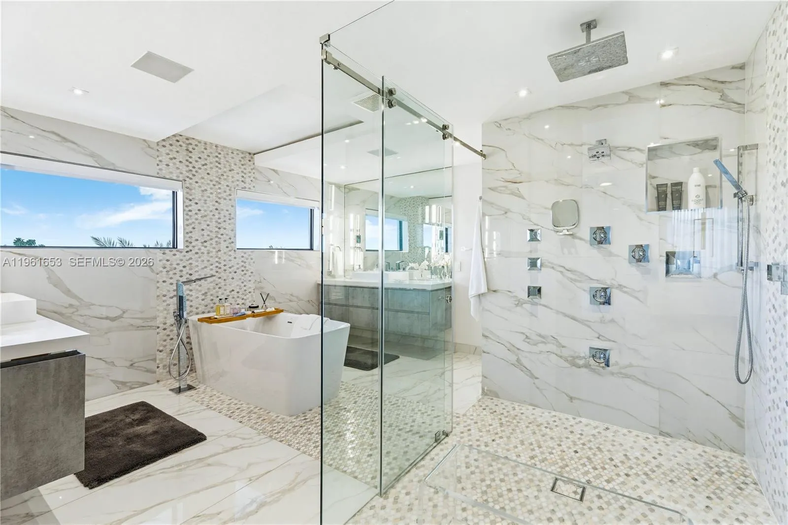 5860 Paradise Point Dr, Palmetto Bay, Florida 3315, Palmetto Bay, Florida 33157, 3 Bedrooms Bedrooms, ,5 BathroomsBathrooms,Residential,For Sale,5860 Paradise Point Dr, Palmetto Bay, Florida 3315,A11961653