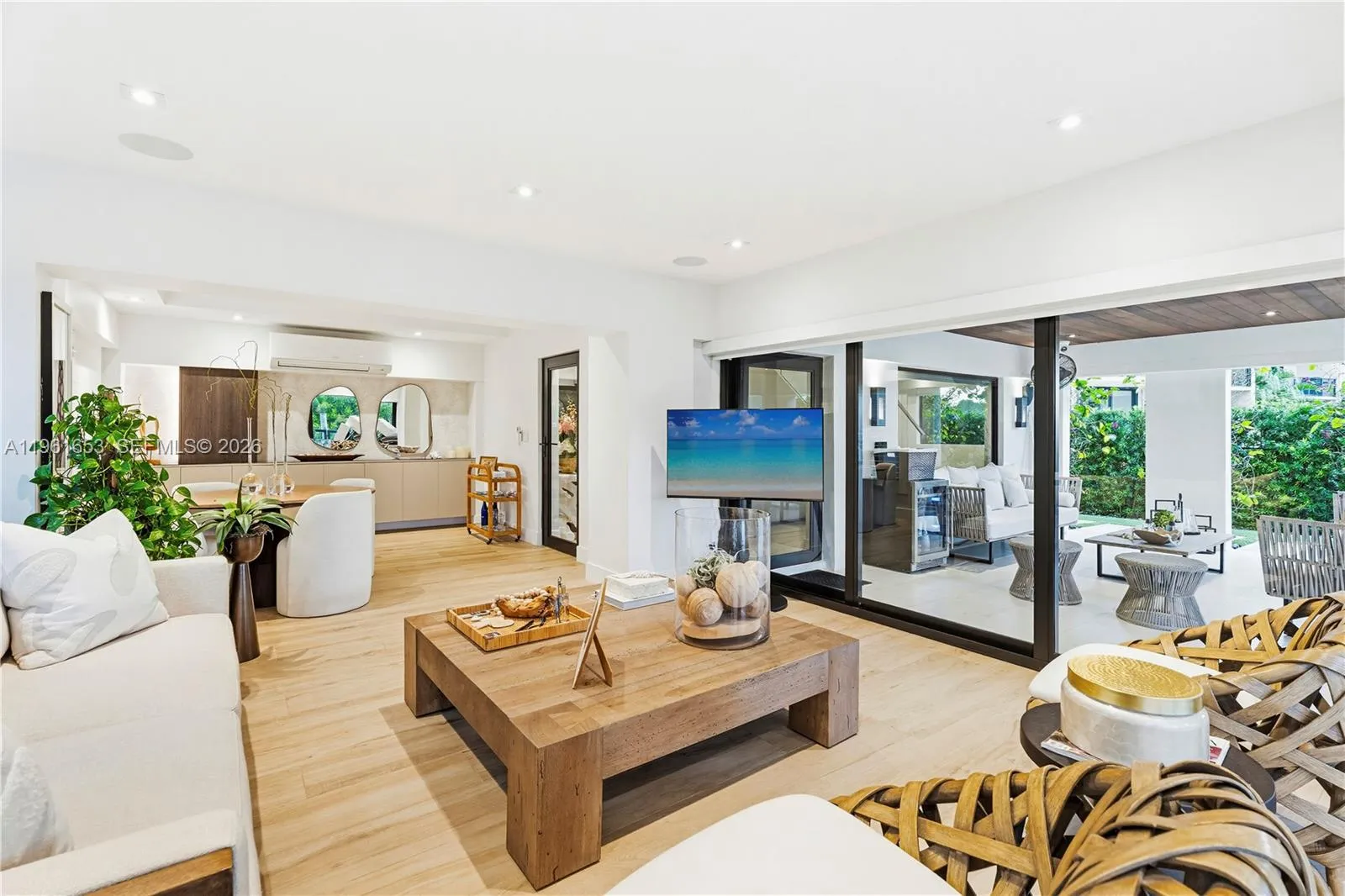 5860 Paradise Point Dr, Palmetto Bay, Florida 3315, Palmetto Bay, Florida 33157, 3 Bedrooms Bedrooms, ,5 BathroomsBathrooms,Residential,For Sale,5860 Paradise Point Dr, Palmetto Bay, Florida 3315,A11961653